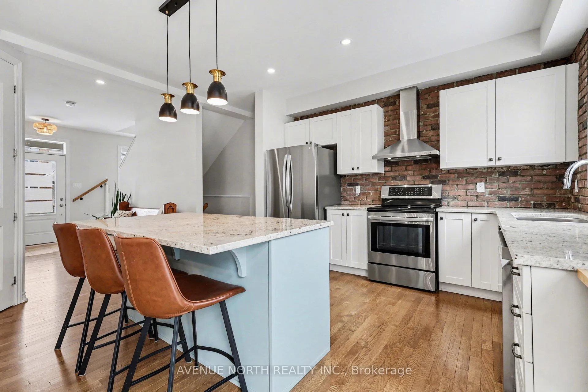 Photo 9 of 206 Douglas Fir Street, Ottawa, Barrhaven - Heritage Park — HOMEH