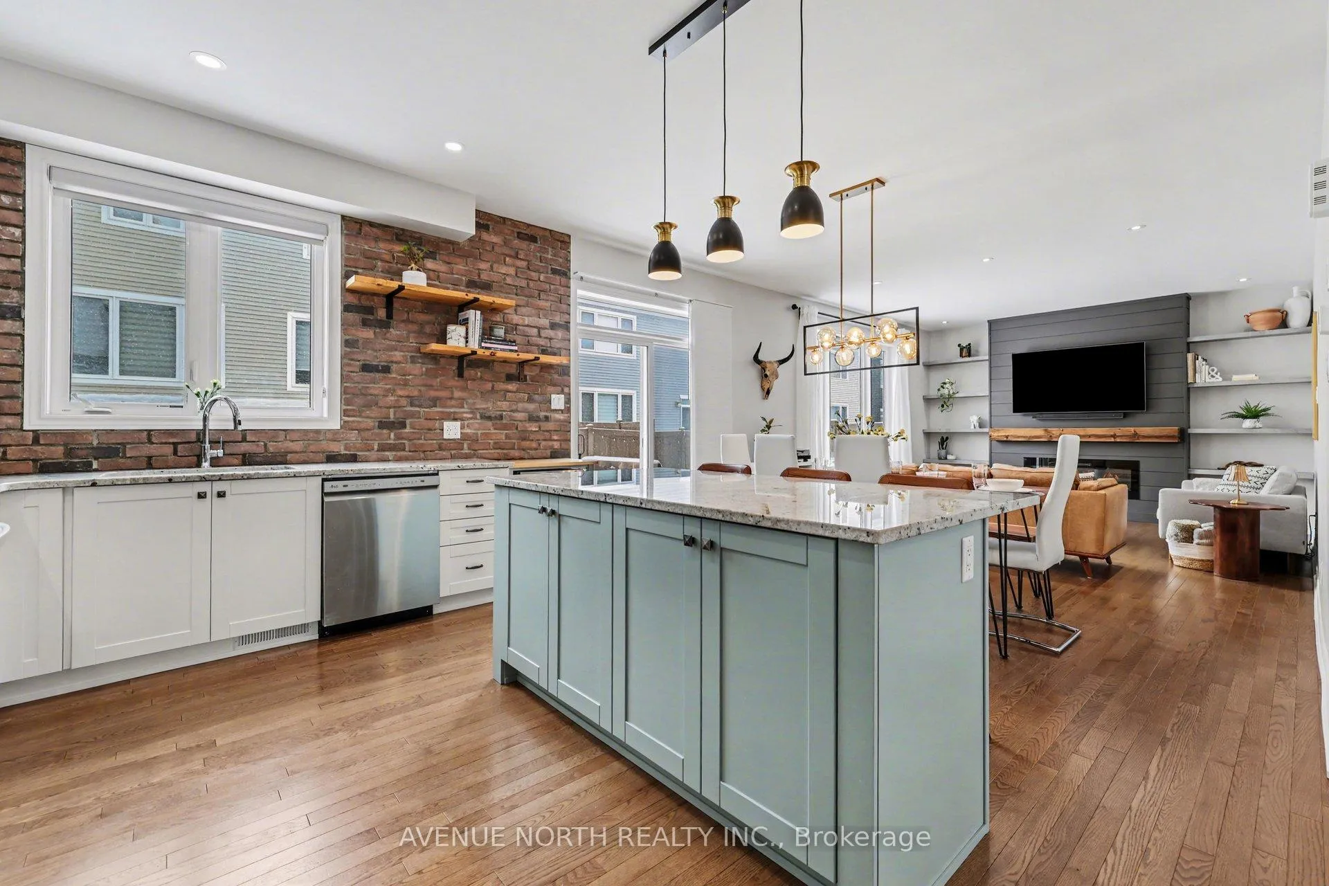 Photo 10 of 206 Douglas Fir Street, Ottawa, Barrhaven - Heritage Park — HOMEH