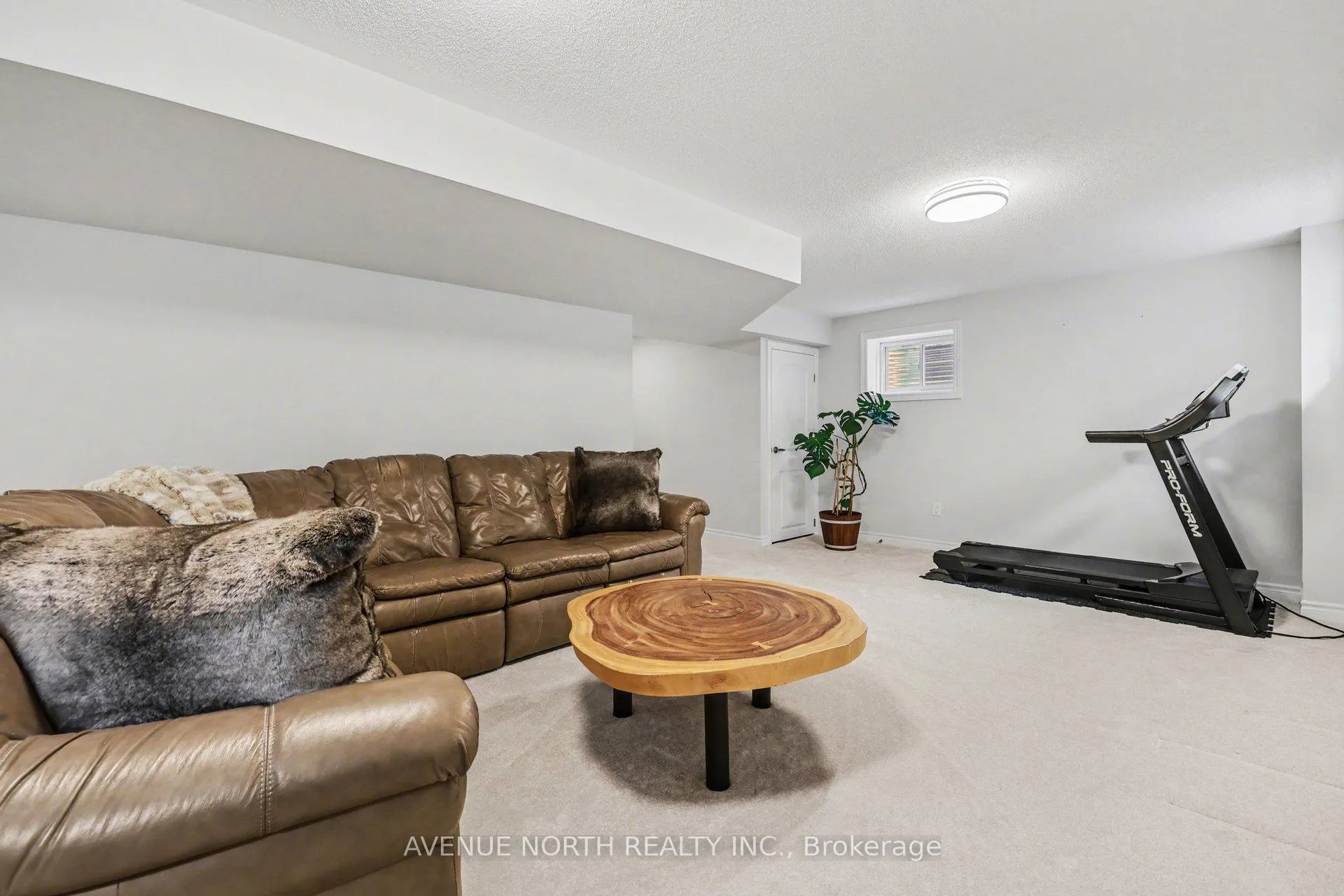 Photo 27 of 206 Douglas Fir Street, Ottawa, Barrhaven - Heritage Park — HOMEH