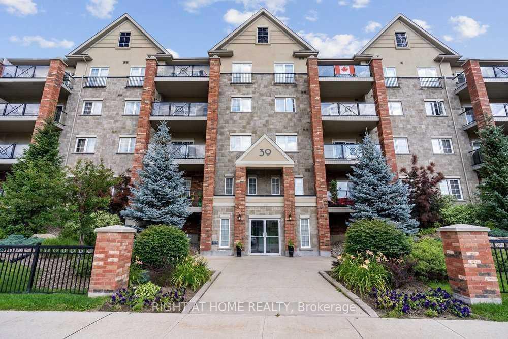 Photo 1 of Unit 104, 39 Ferndale Drive S, Barrie, Ardagh — HOMEH