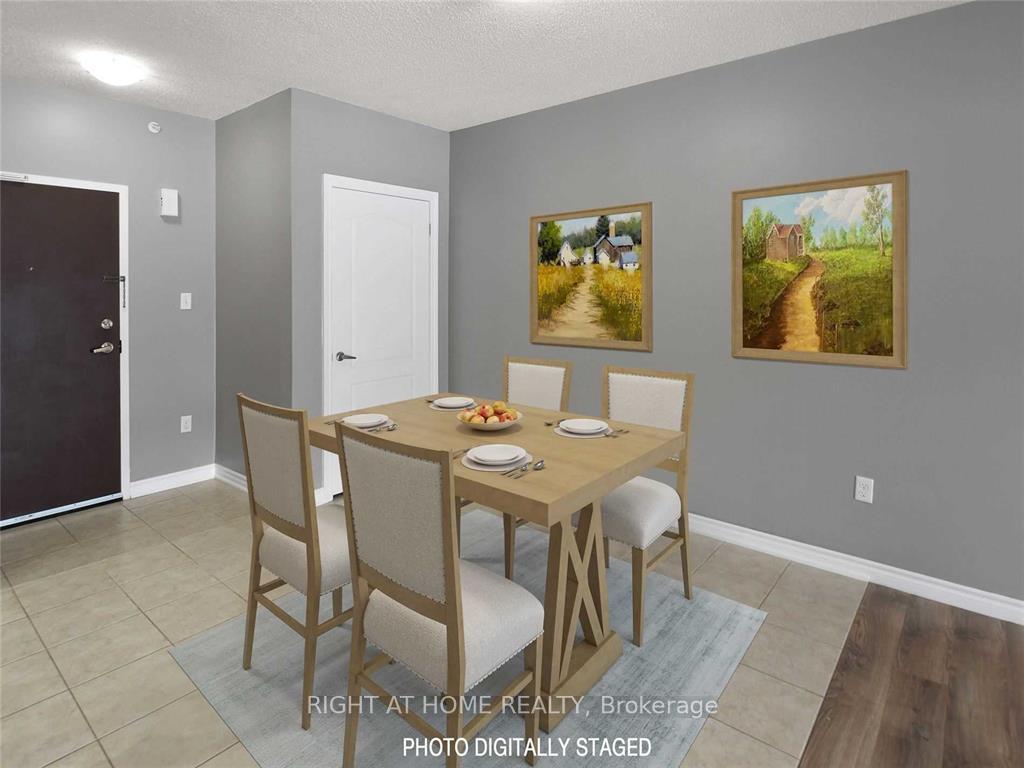 Photo 4 of Unit 104, 39 Ferndale Drive S, Barrie, Ardagh — HOMEH
