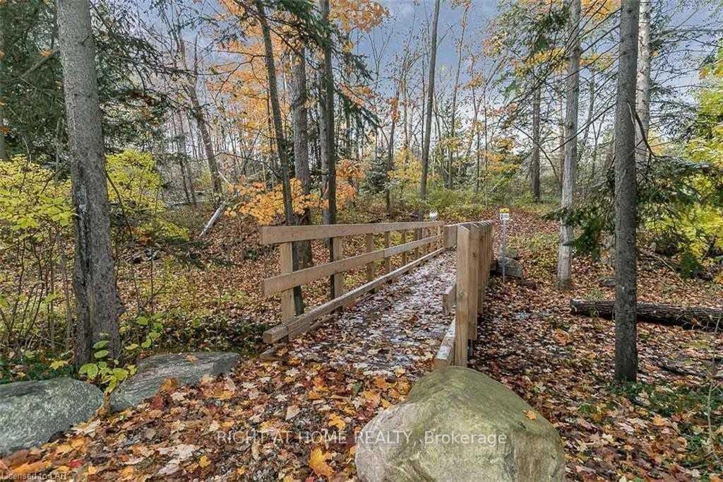 Photo 11 of Unit 104, 39 Ferndale Drive S, Barrie, Ardagh — HOMEH