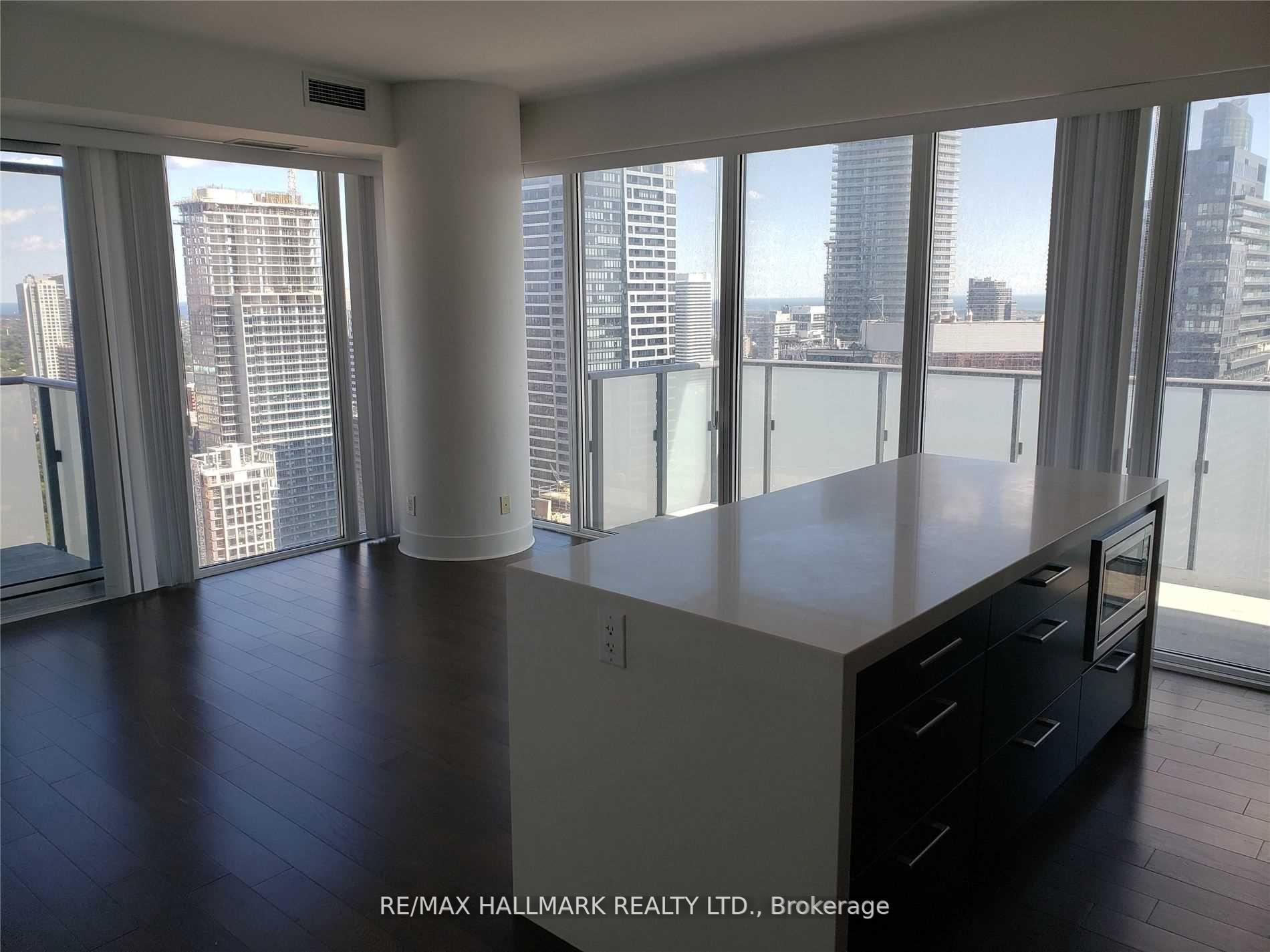 Photo 4 of Unit 3602, 1080 Bay Street, Toronto, Bay Street Corridor — HOMEH