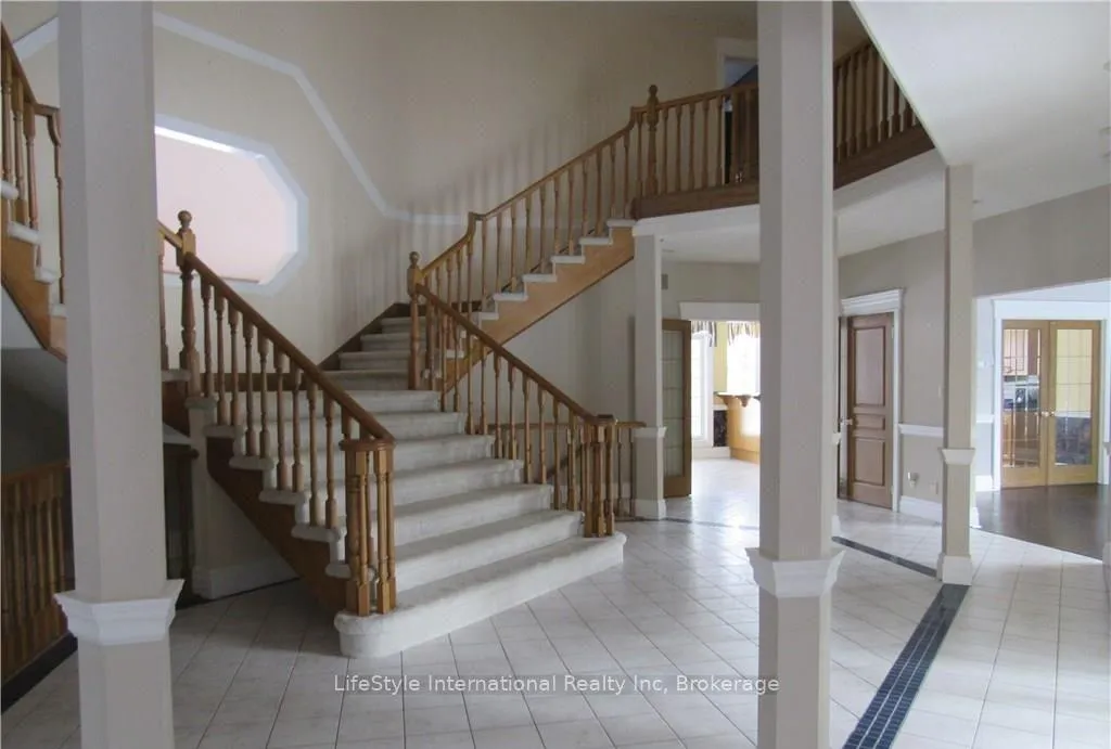 Photo 3 of 220 Arkell Road, Guelph, Kortright East — HOMEH