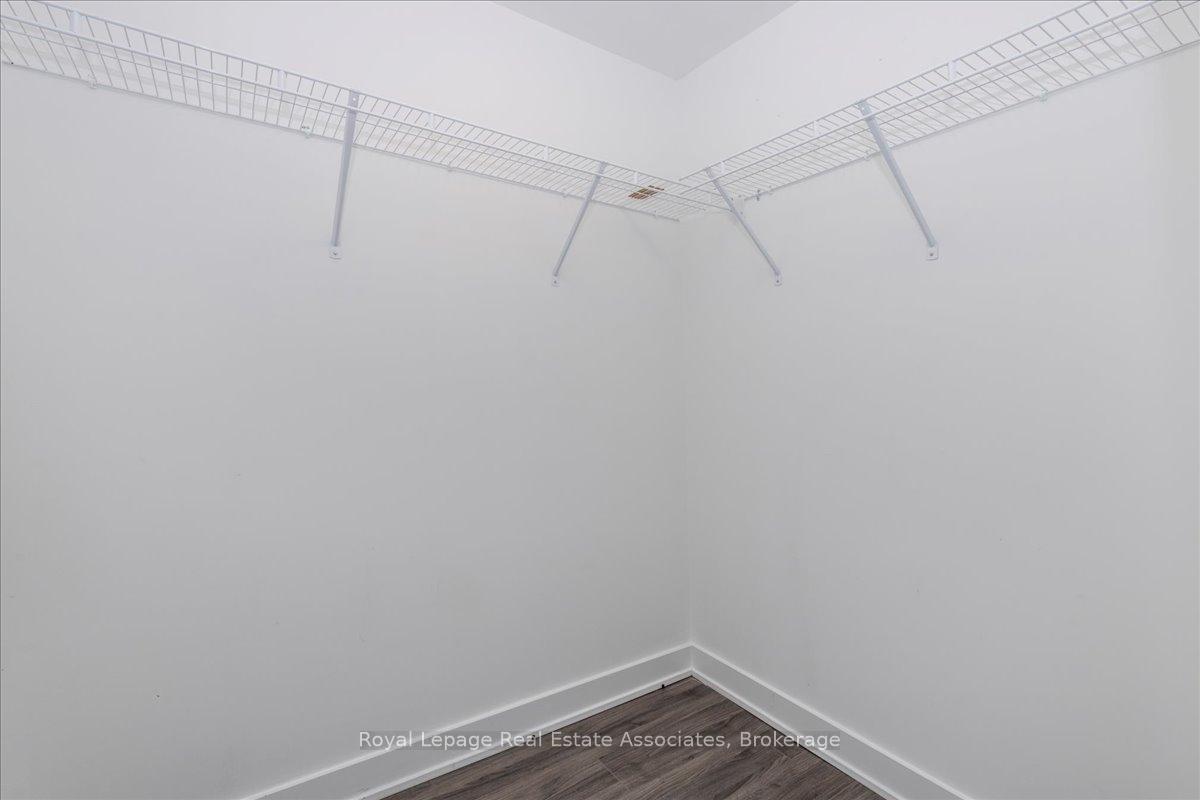 Photo 11 of Unit 319, 681 Yonge Street, Barrie, Painswick South — HOMEH