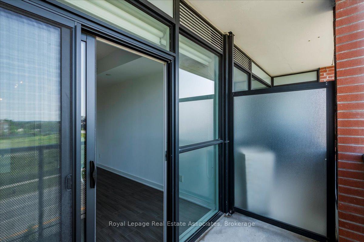 Photo 15 of Unit 319, 681 Yonge Street, Barrie, Painswick South — HOMEH