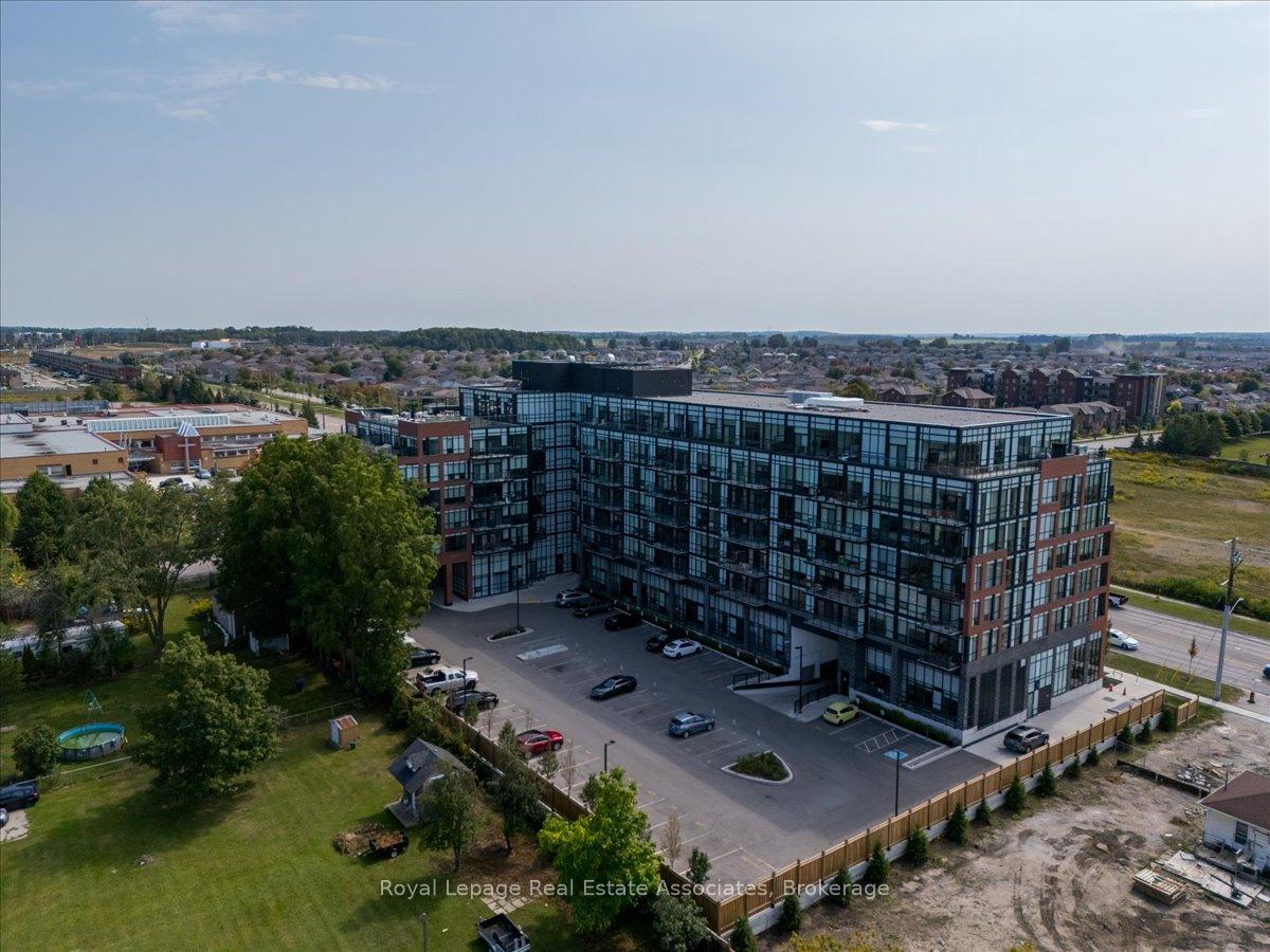 Photo 24 of Unit 319, 681 Yonge Street, Barrie, Painswick South — HOMEH