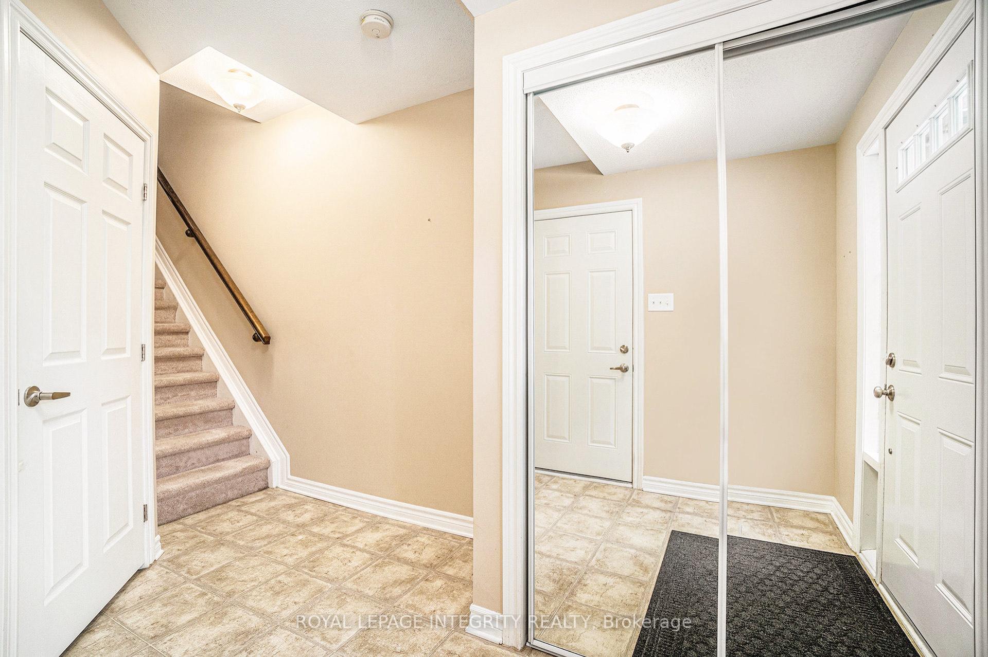 Photo 4 of 1604 Haydon Circle, Ottawa, Barrhaven - Heritage Park — HOMEH