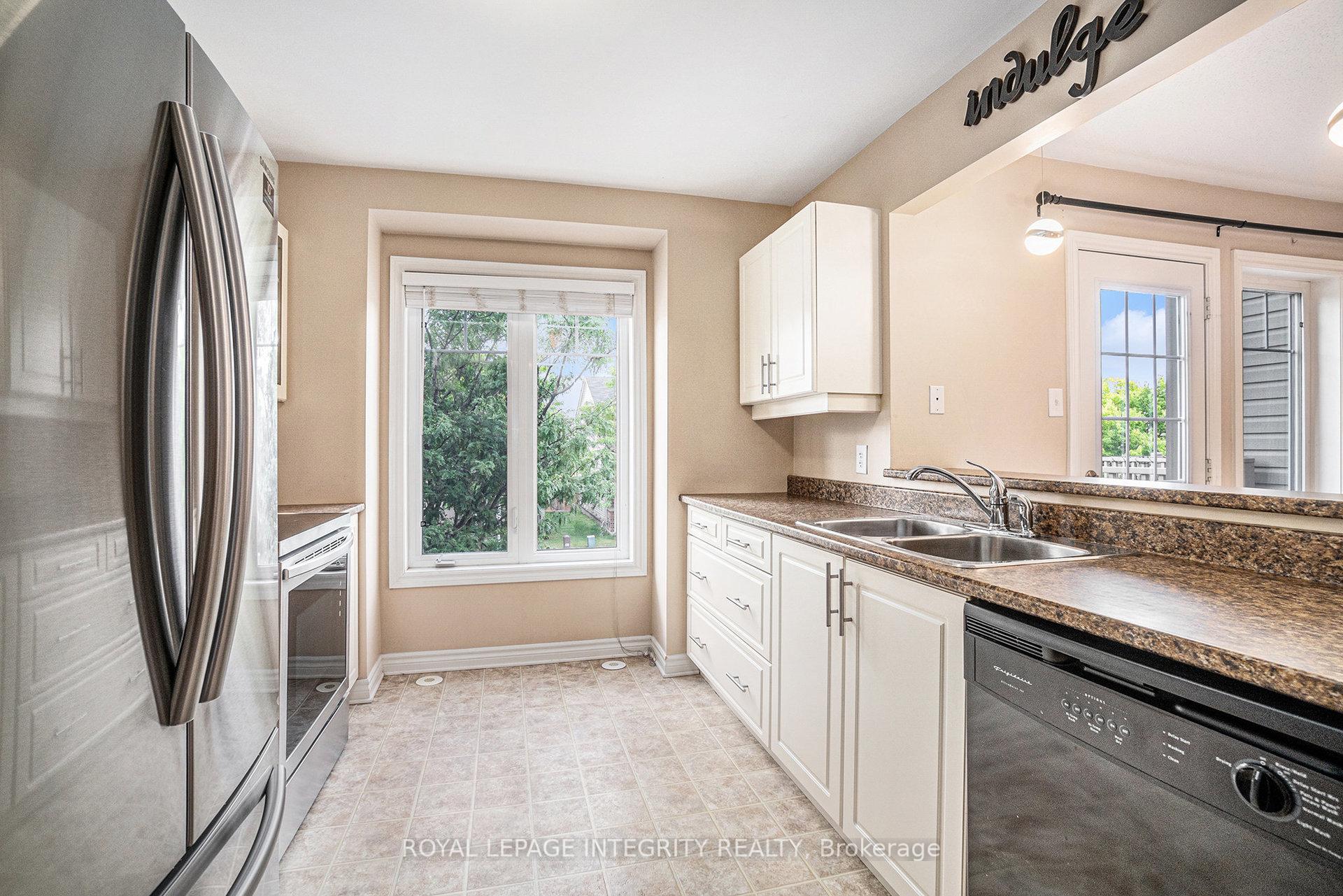Photo 7 of 1604 Haydon Circle, Ottawa, Barrhaven - Heritage Park — HOMEH