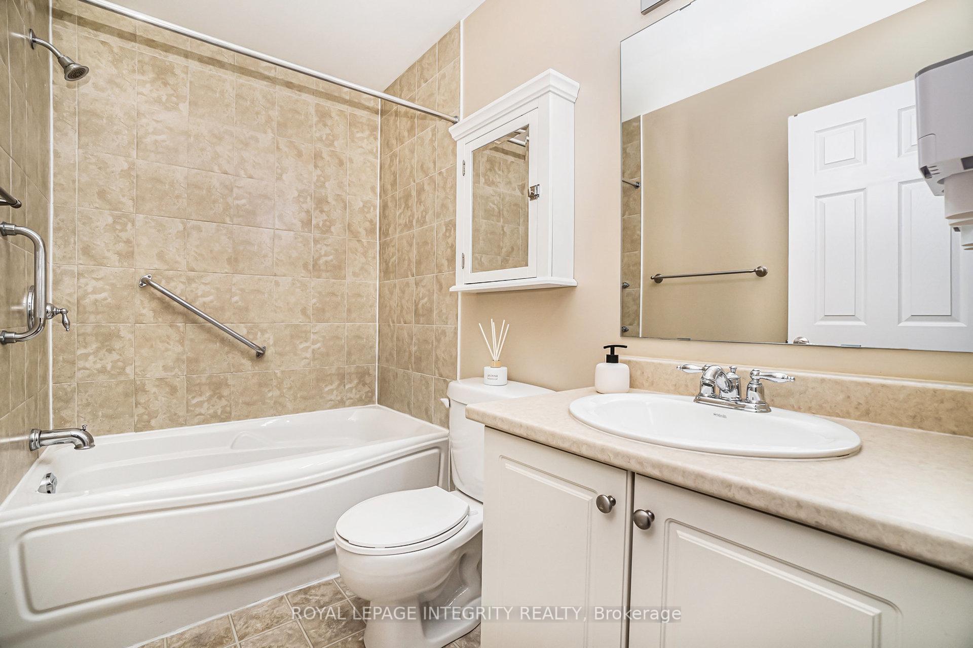 Photo 15 of 1604 Haydon Circle, Ottawa, Barrhaven - Heritage Park — HOMEH
