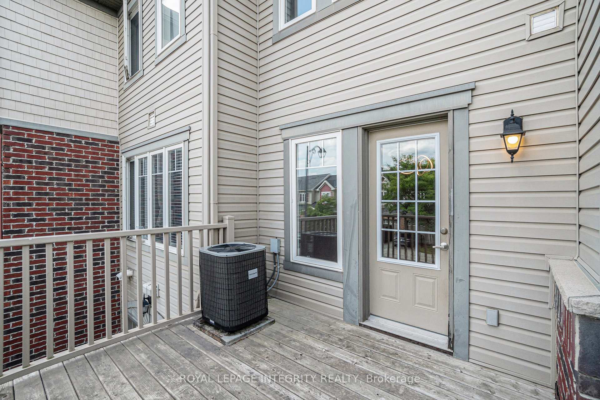Photo 21 of 1604 Haydon Circle, Ottawa, Barrhaven - Heritage Park — HOMEH