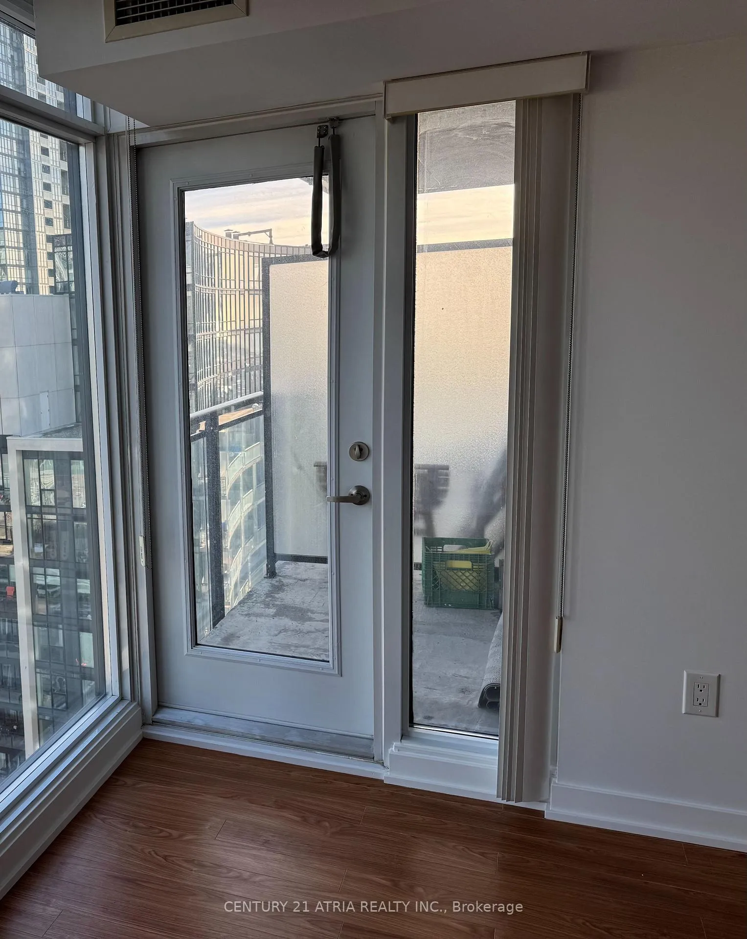Photo 5 of Unit 2602, 25 Capreol Court, Toronto, Waterfront Communities — HOMEH