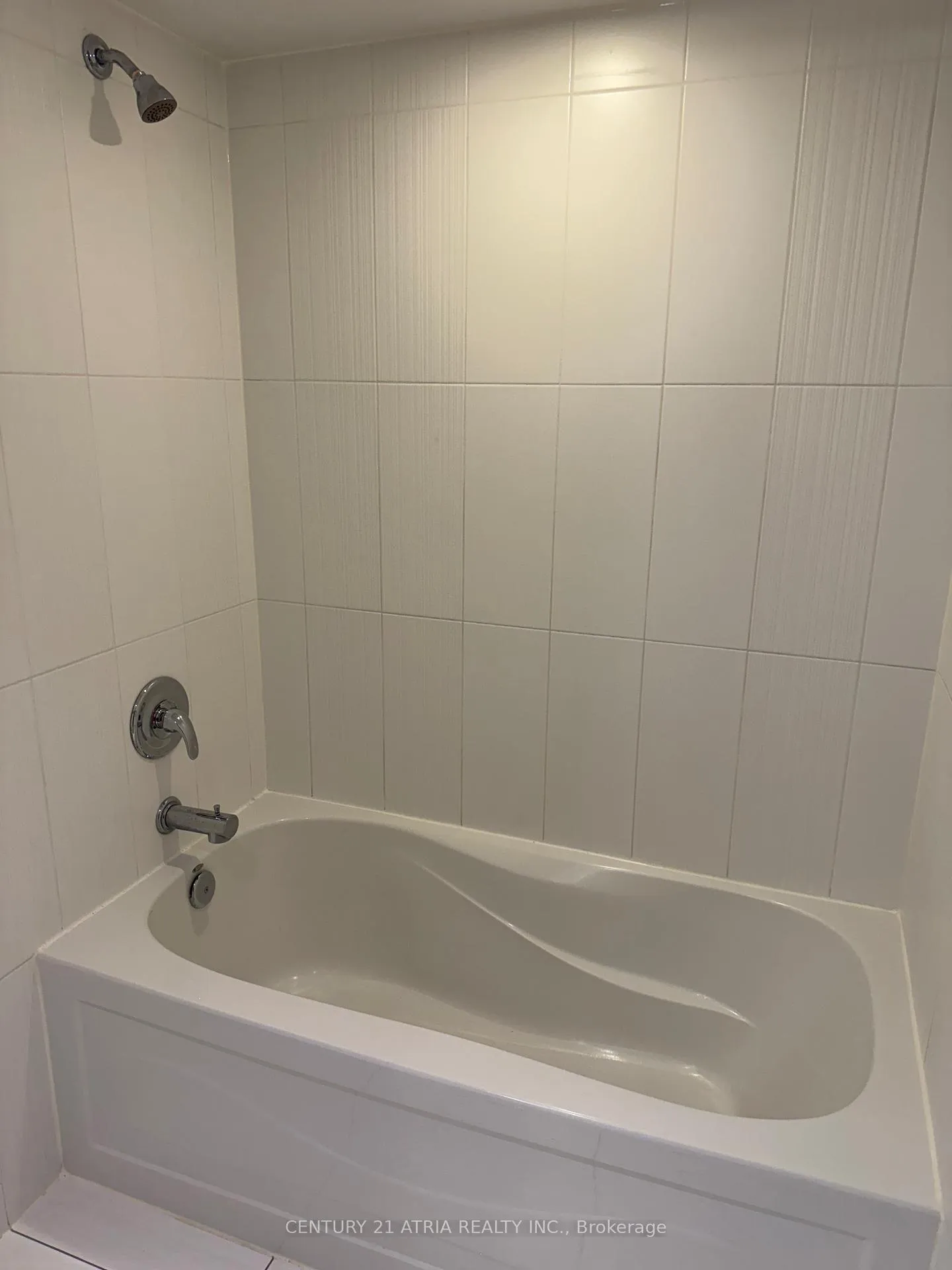 Photo 9 of Unit 2602, 25 Capreol Court, Toronto, Waterfront Communities — HOMEH