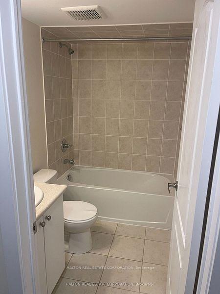 Photo 4 of Unit 314, 20 Dunsheath Way, Markham, Cornell — HOMEH