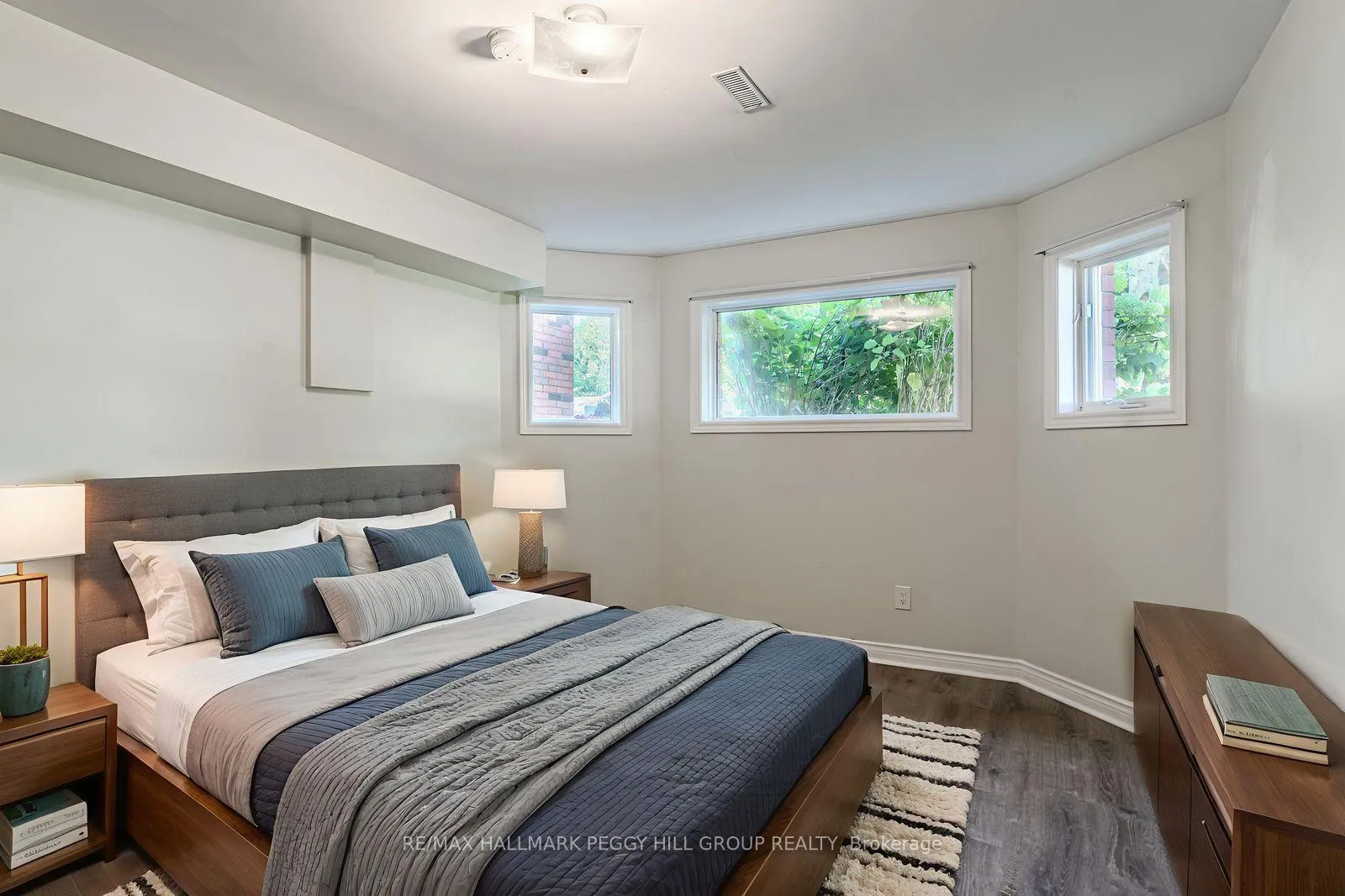 Photo 14 of 239 Simcoe Street, Clearview, Stayner — HOMEH