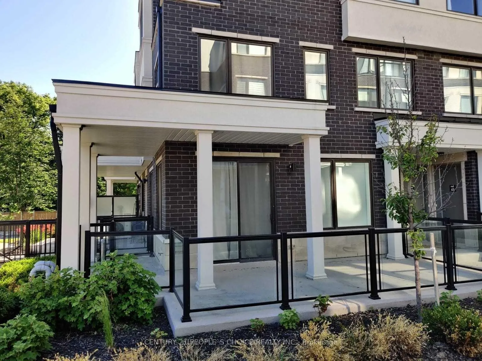 Photo 2 of Unit 63, 300 Alex Gardner Circle S, Aurora, Aurora Heights — HOMEH