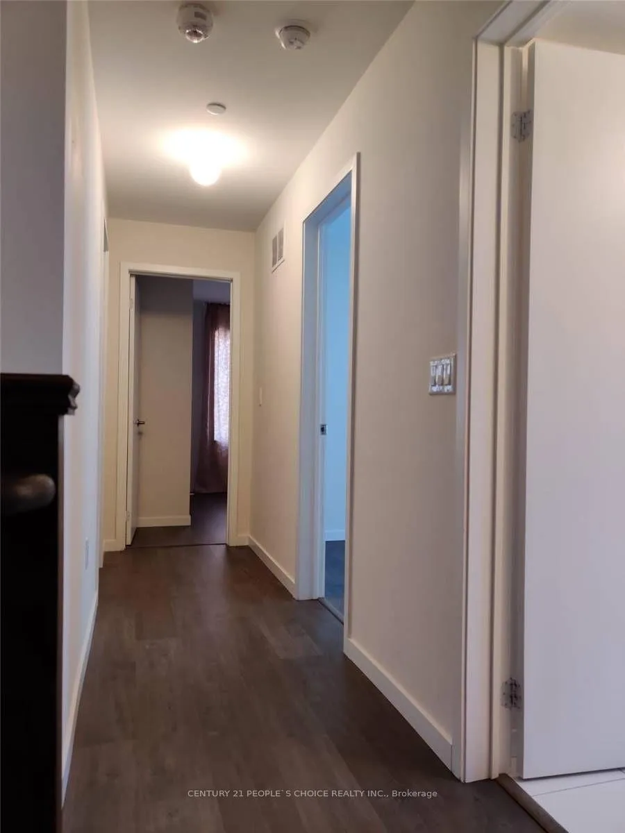 Photo 10 of Unit 63, 300 Alex Gardner Circle S, Aurora, Aurora Heights — HOMEH