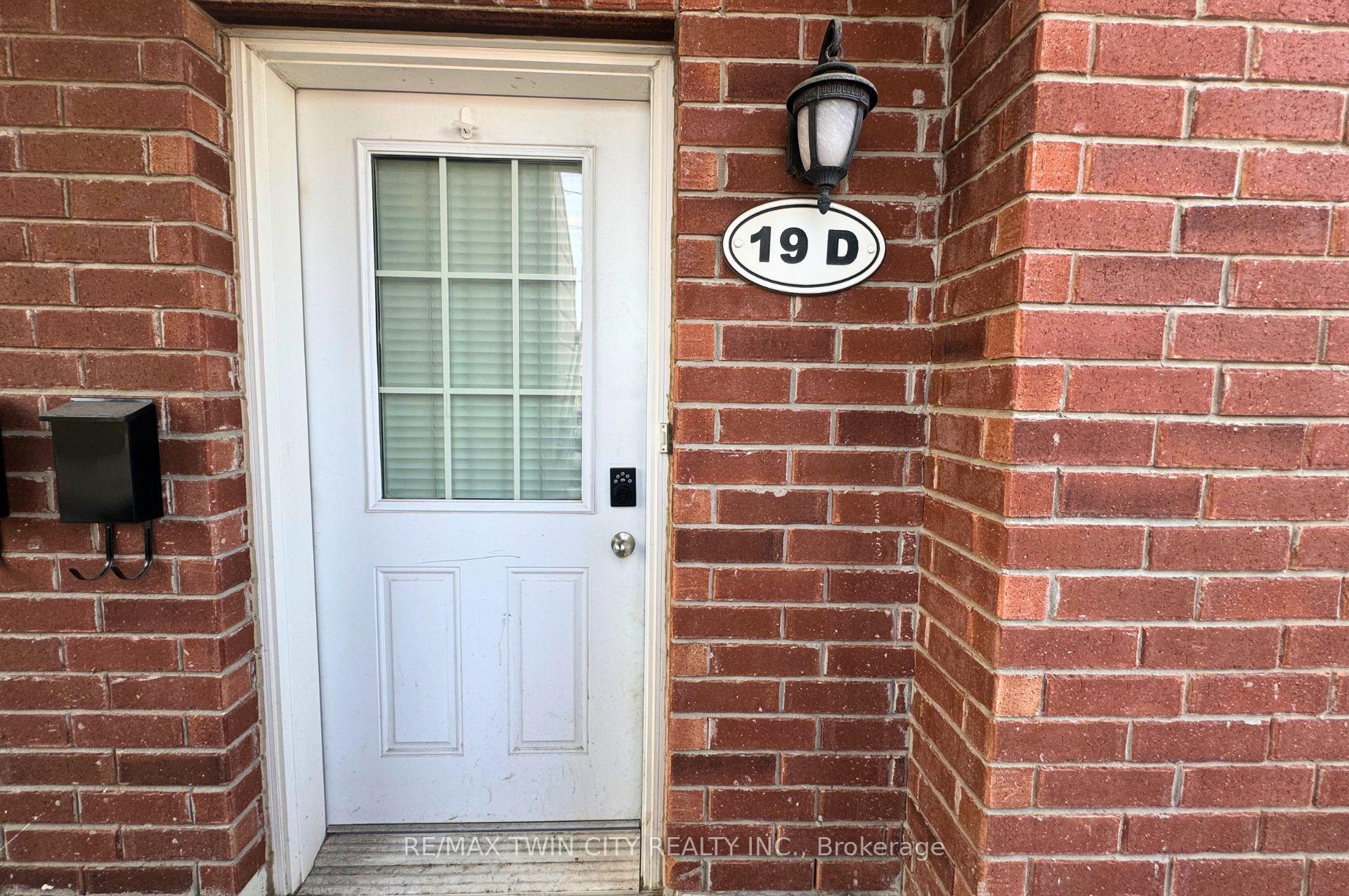Photo 2 of Unit 19D, 50 Howe Drive, Kitchener — HOMEH
