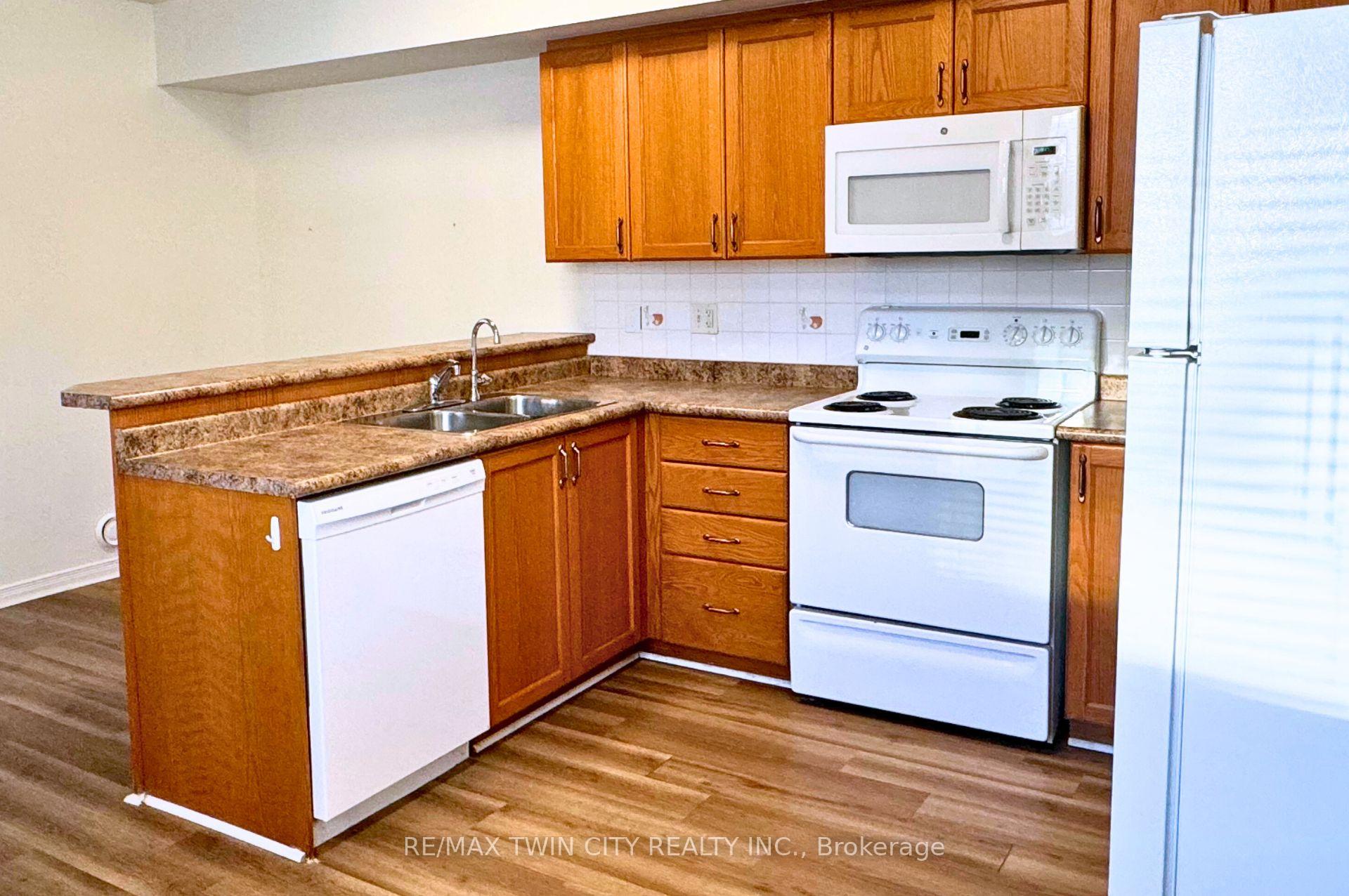 Photo 5 of Unit 19D, 50 Howe Drive, Kitchener — HOMEH