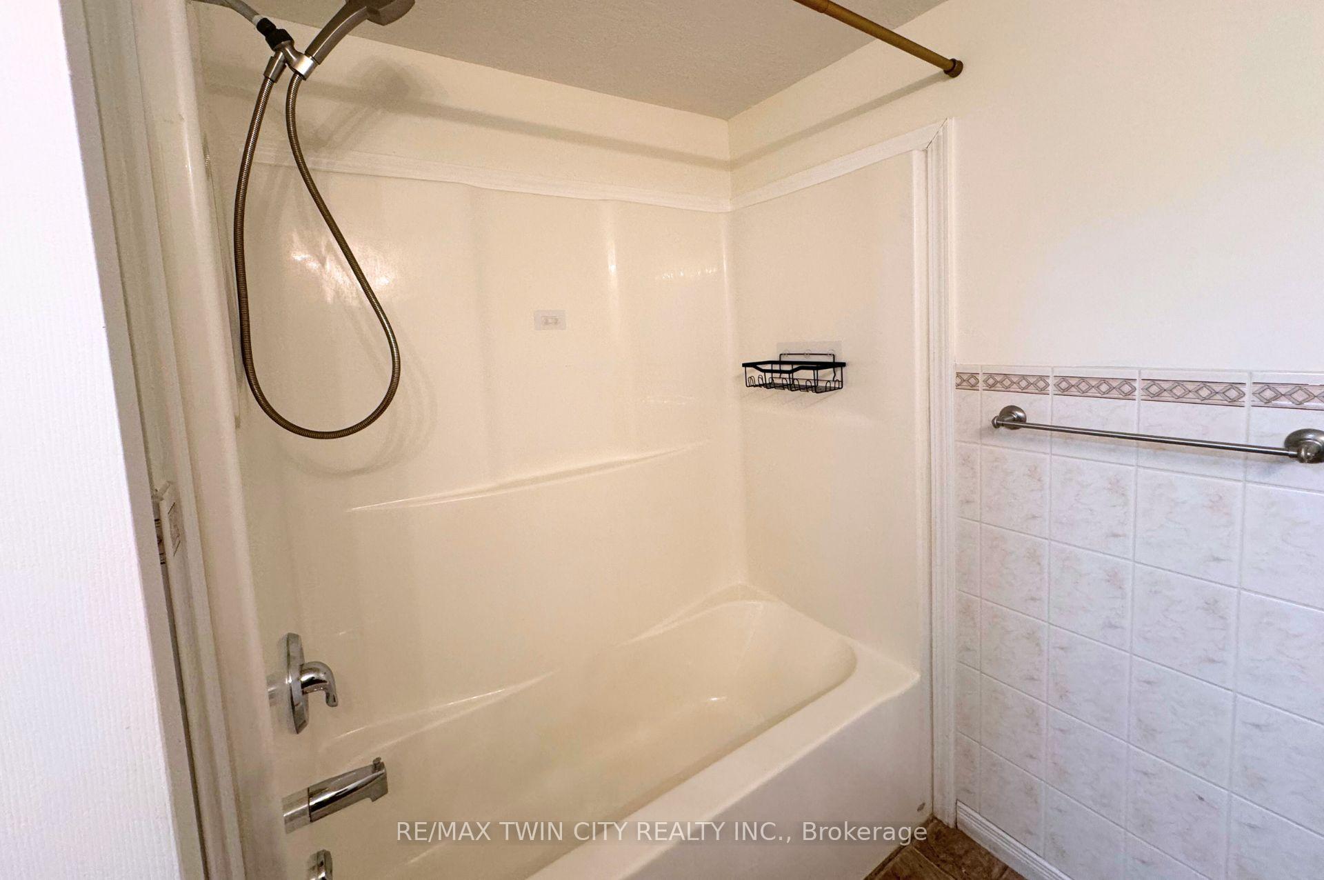 Photo 9 of Unit 19D, 50 Howe Drive, Kitchener — HOMEH