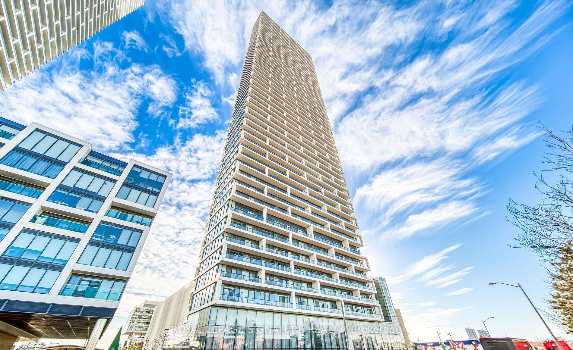 Front of Unit 4712, 898 Portage Parkway