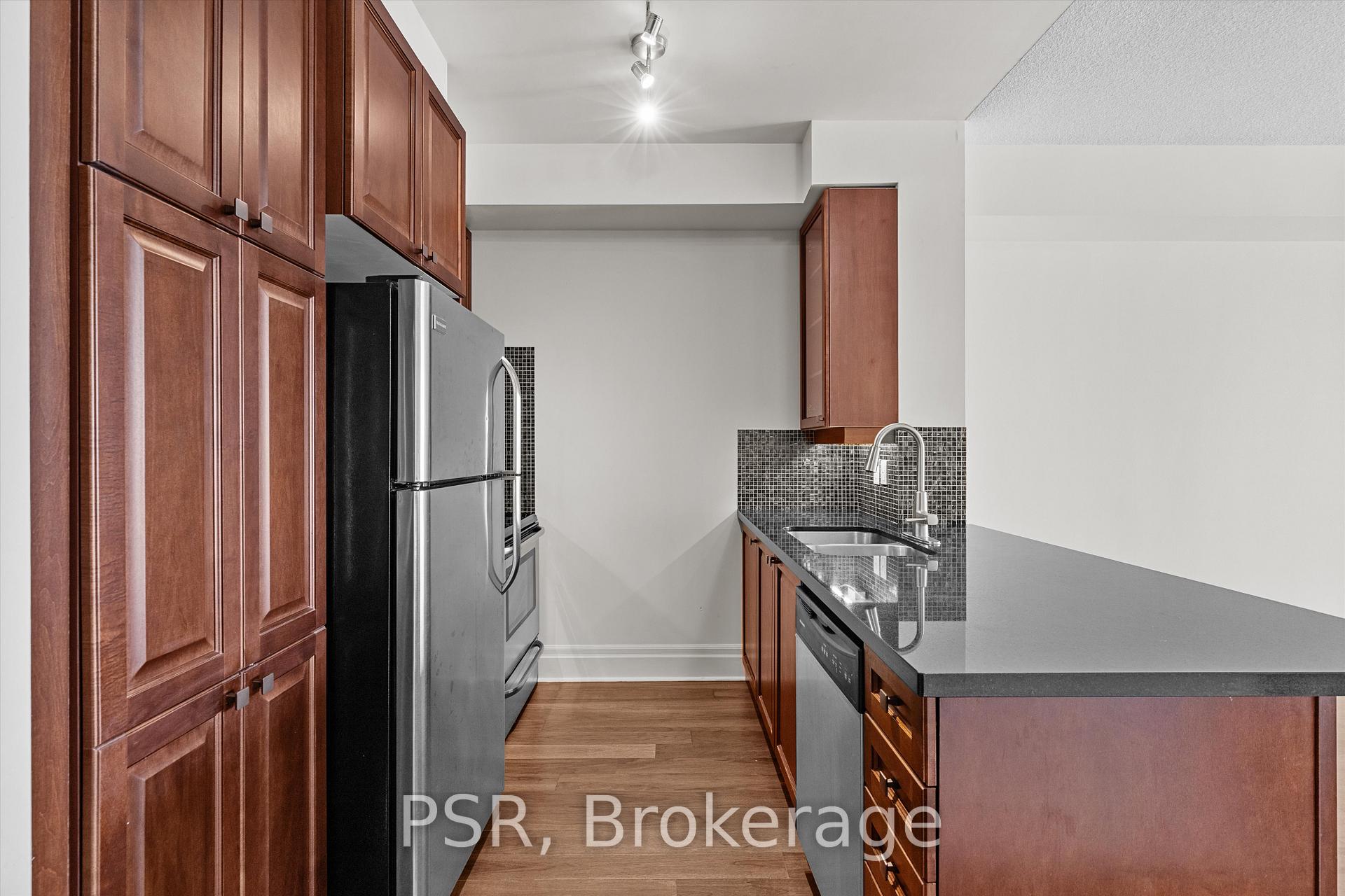 Photo 4 of Unit 706, 151 Upper Duke Crescent, Markham, Unionville — HOMEH