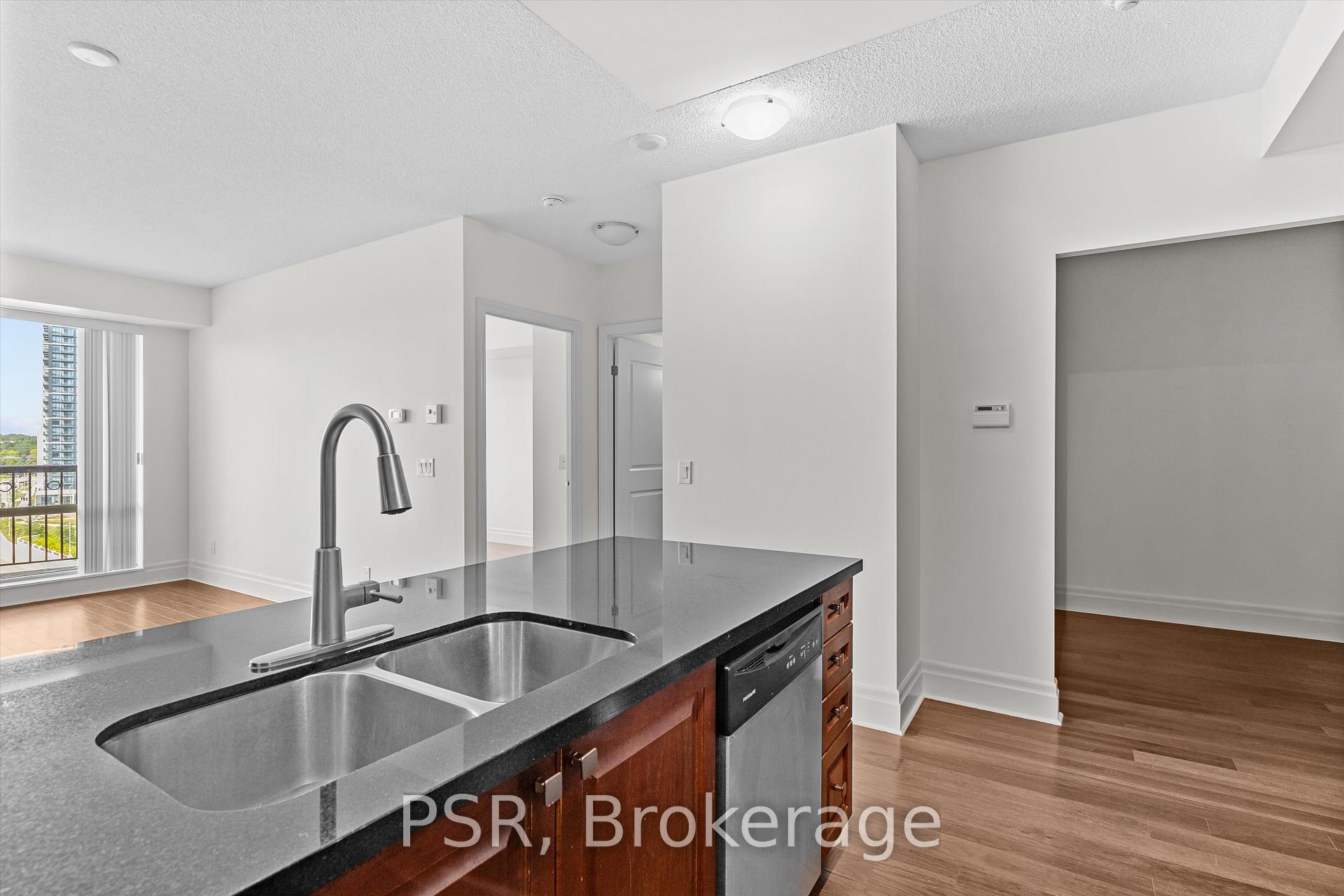 Photo 5 of Unit 706, 151 Upper Duke Crescent, Markham, Unionville — HOMEH