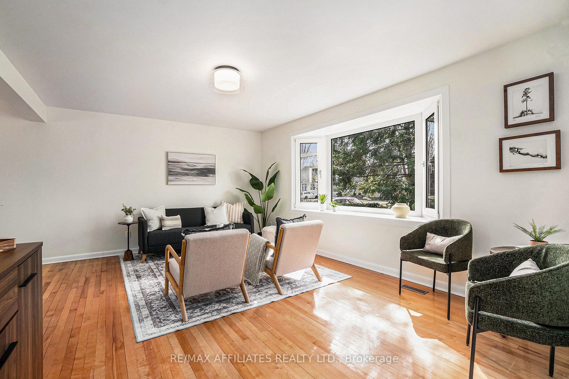 Photo 5 of 927 Weston Drive, Ottawa, Elmvale Acres/Urbandale — HOMEH
