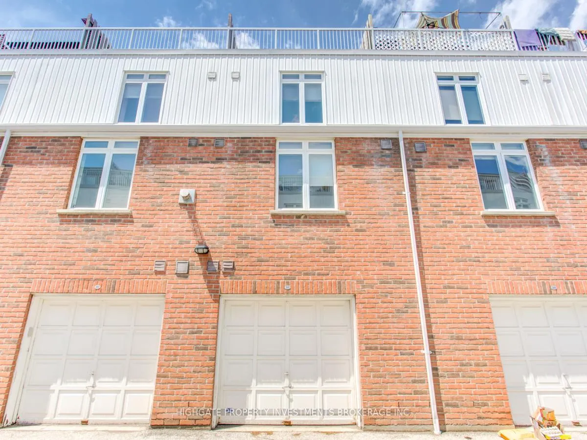 Photo 4 of Unit 2805, 12 Sudbury Street, Toronto, Niagara — HOMEH