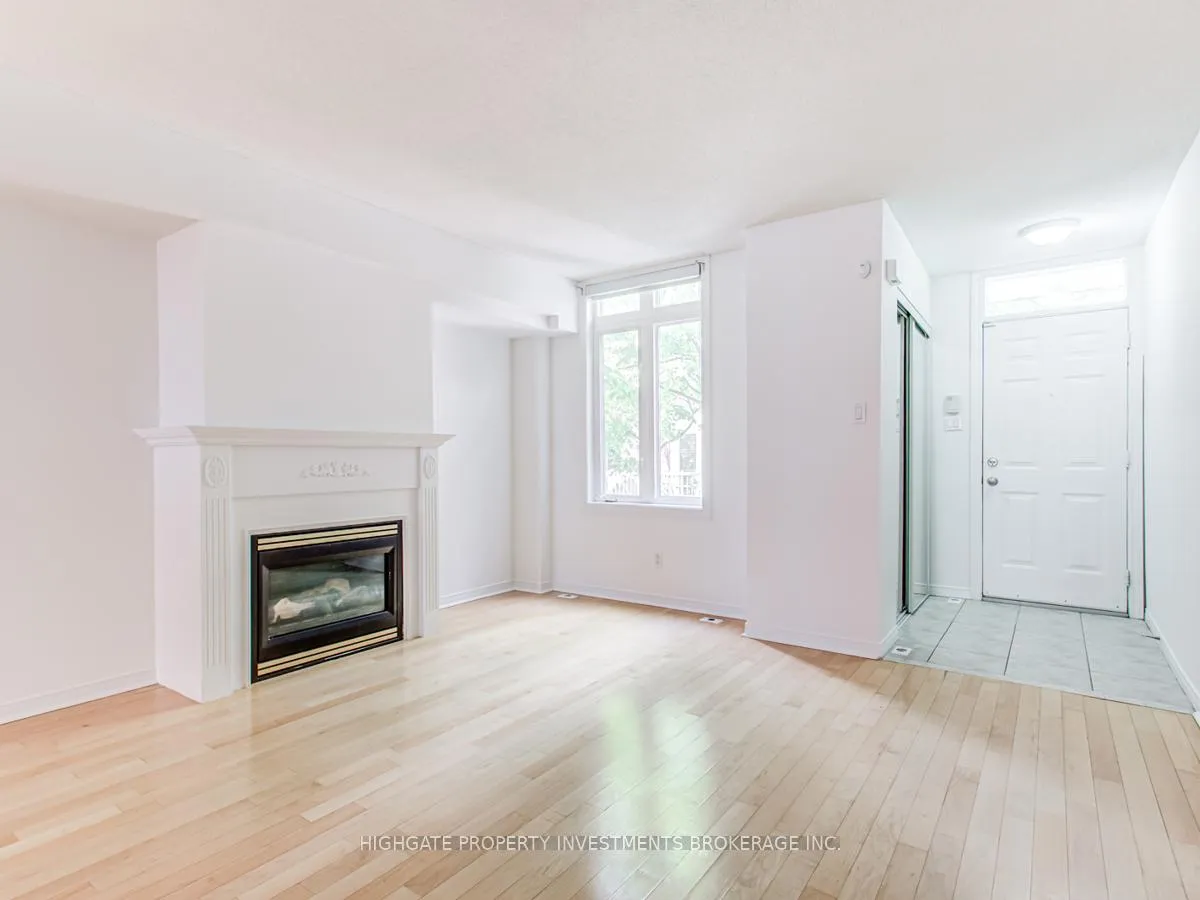 Photo 6 of Unit 2805, 12 Sudbury Street, Toronto, Niagara — HOMEH