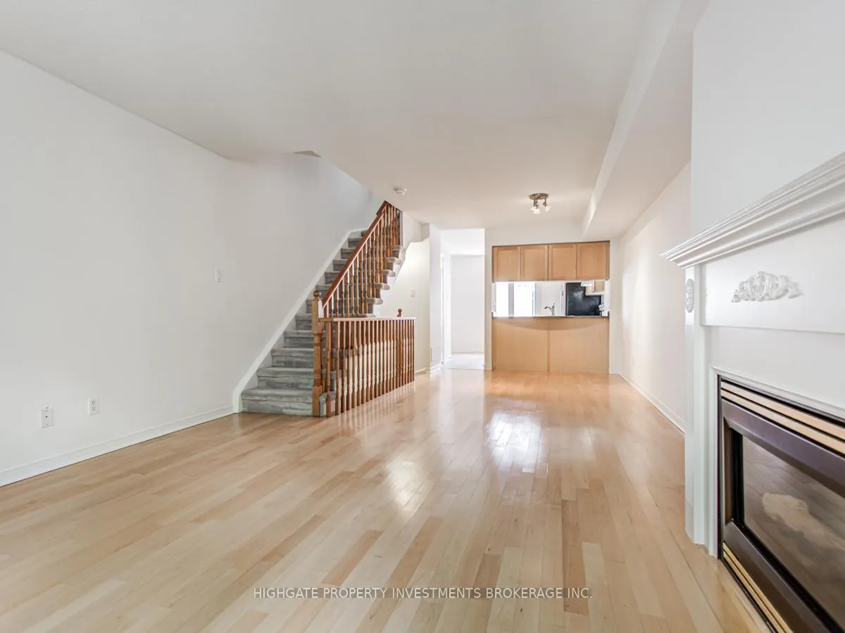 Photo 8 of Unit 2805, 12 Sudbury Street, Toronto, Niagara — HOMEH