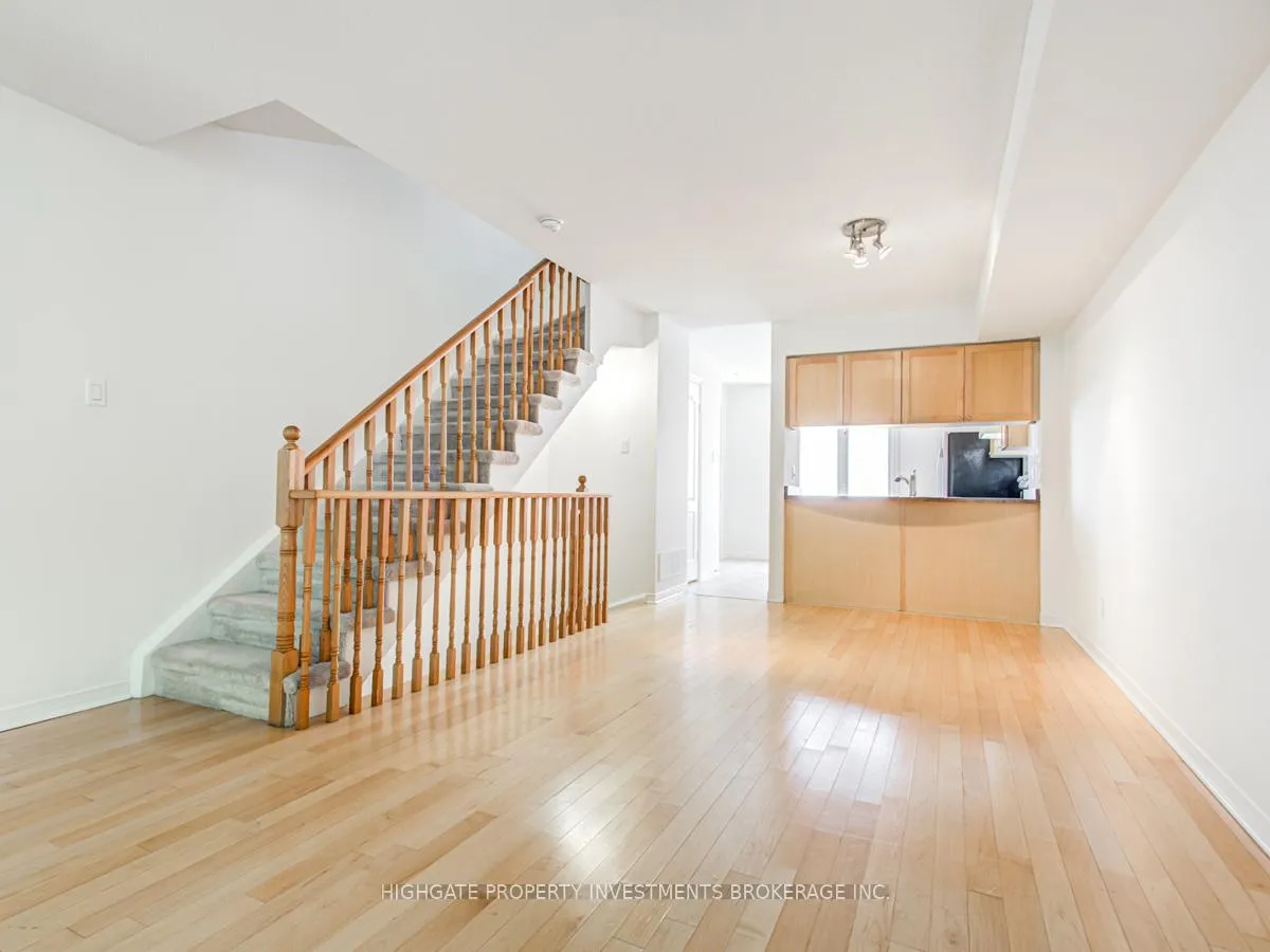 Photo 9 of Unit 2805, 12 Sudbury Street, Toronto, Niagara — HOMEH