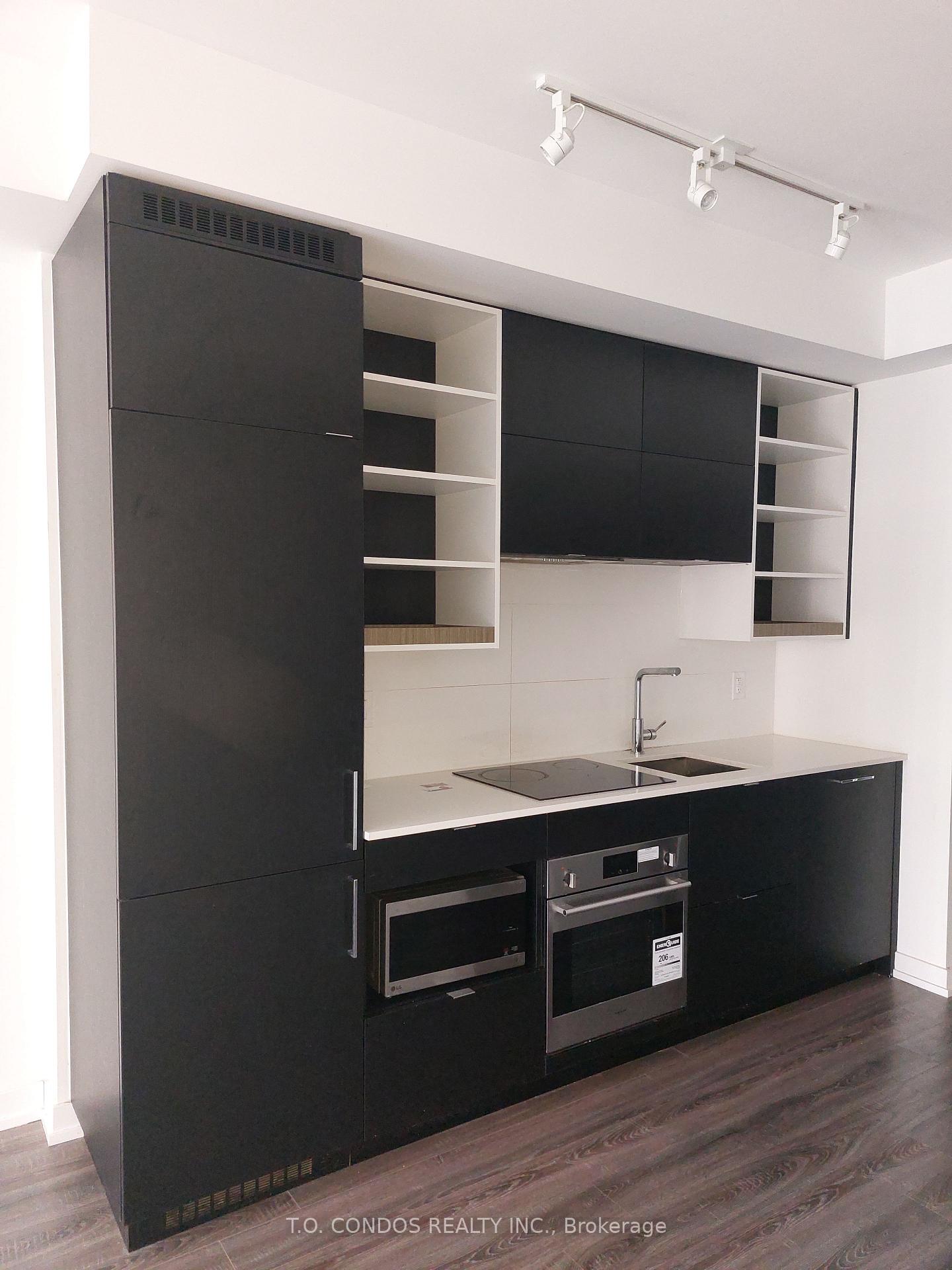 Photo 2 of Unit 710, 20 Edward Street, Toronto, Bay Street Corridor — HOMEH