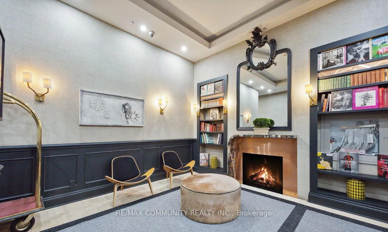 Photo 7 of Unit 1708, 375 King Street W, Toronto, Waterfront Communities — HOMEH
