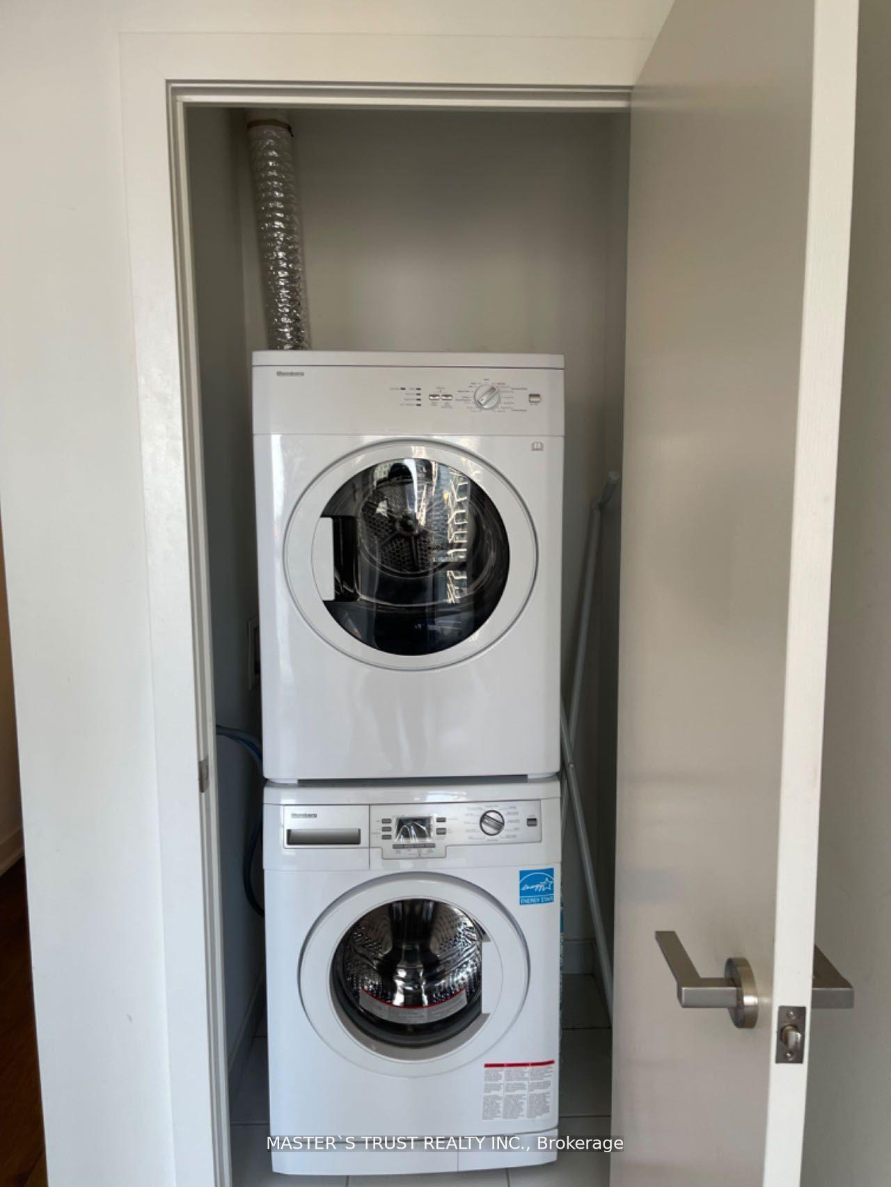 Photo 13 of Unit 2704, 30 Nelson Street, Toronto, Waterfront Communities — HOMEH