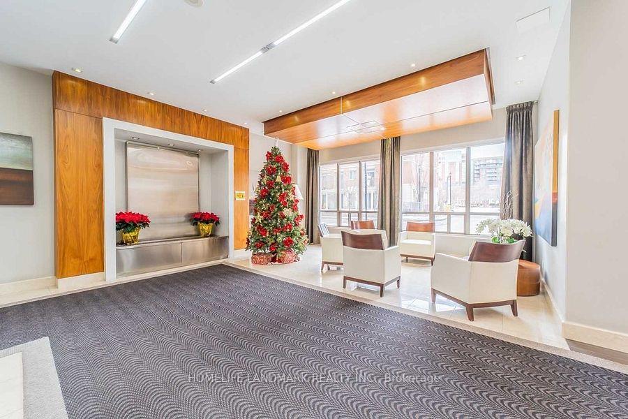 Photo 4 of Unit # 301, 39 Galleria Parkway N, Markham, Commerce Valley — HOMEH
