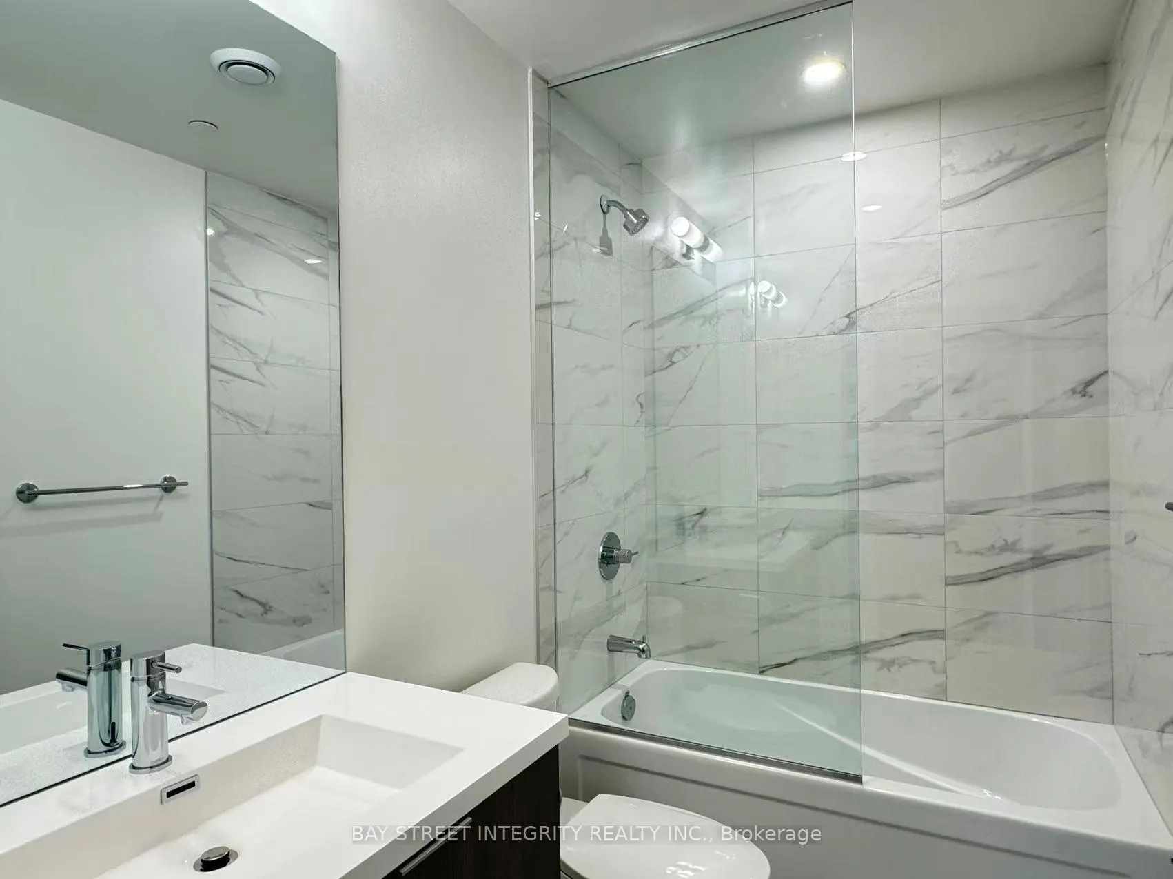 Photo 7 of Unit 2601, 8 Interchange Way, Vaughan, Vaughan Corporate Centre — HOMEH