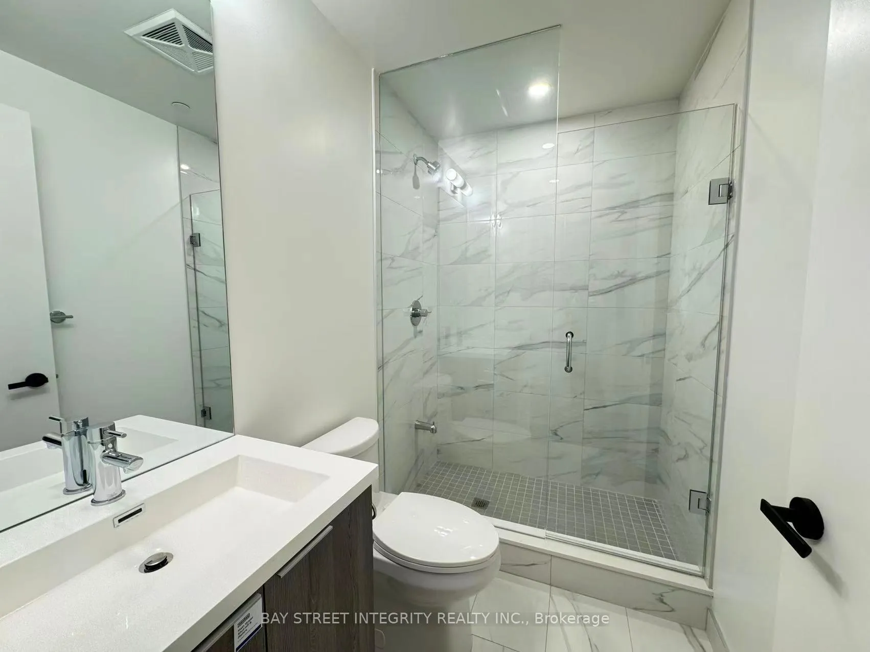 Photo 9 of Unit 2601, 8 Interchange Way, Vaughan, Vaughan Corporate Centre — HOMEH