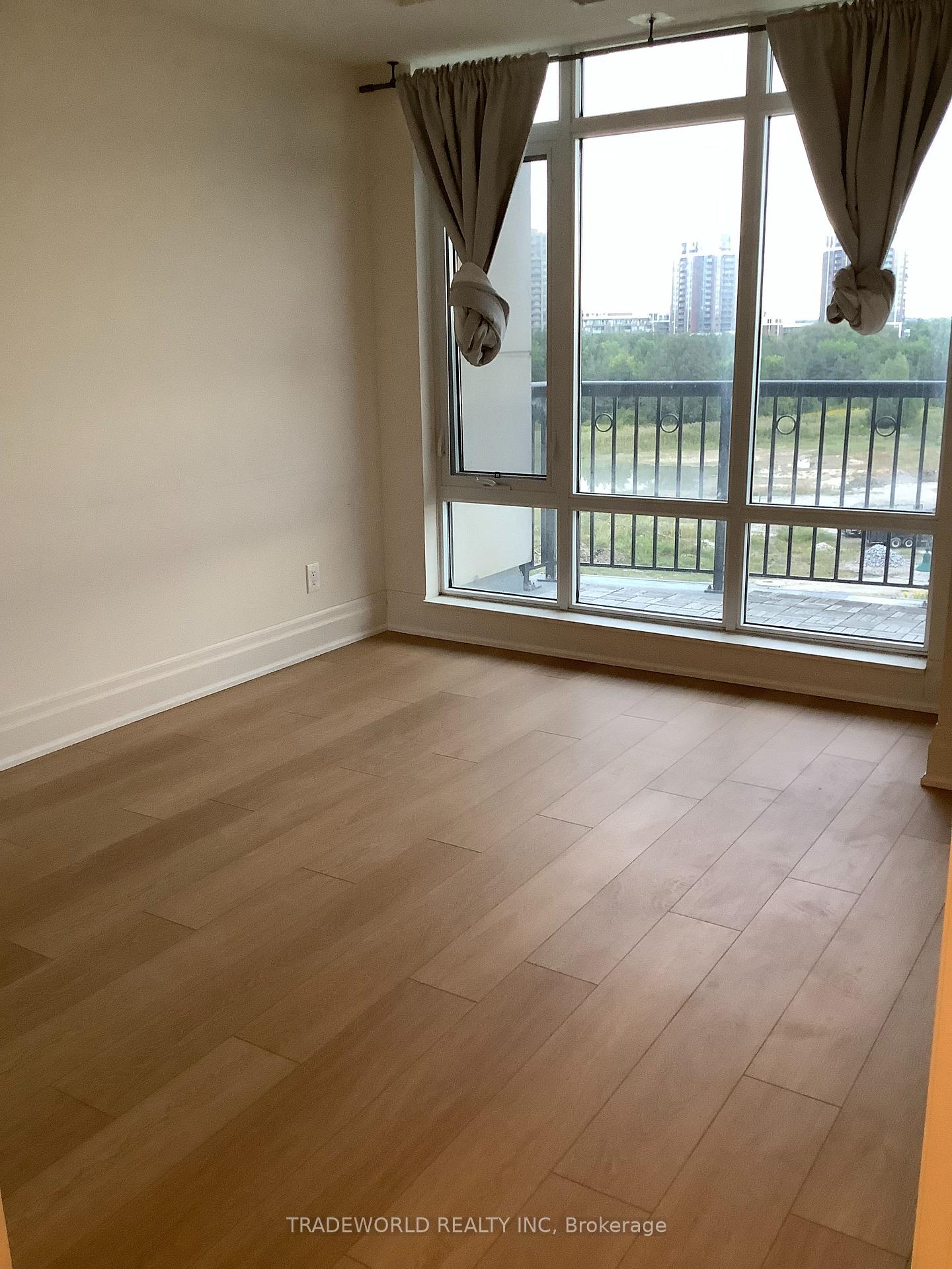 Photo 5 of Unit 509, 111 Upper Duke Crescent, Markham, Unionville — HOMEH