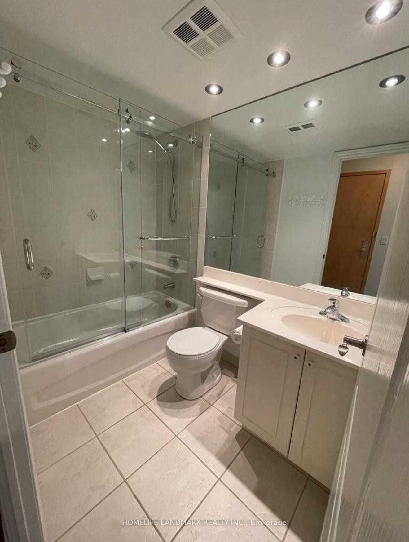 Photo 11 of Unit 805, 48 Suncrest Boulevard, Markham, Commerce Valley — HOMEH