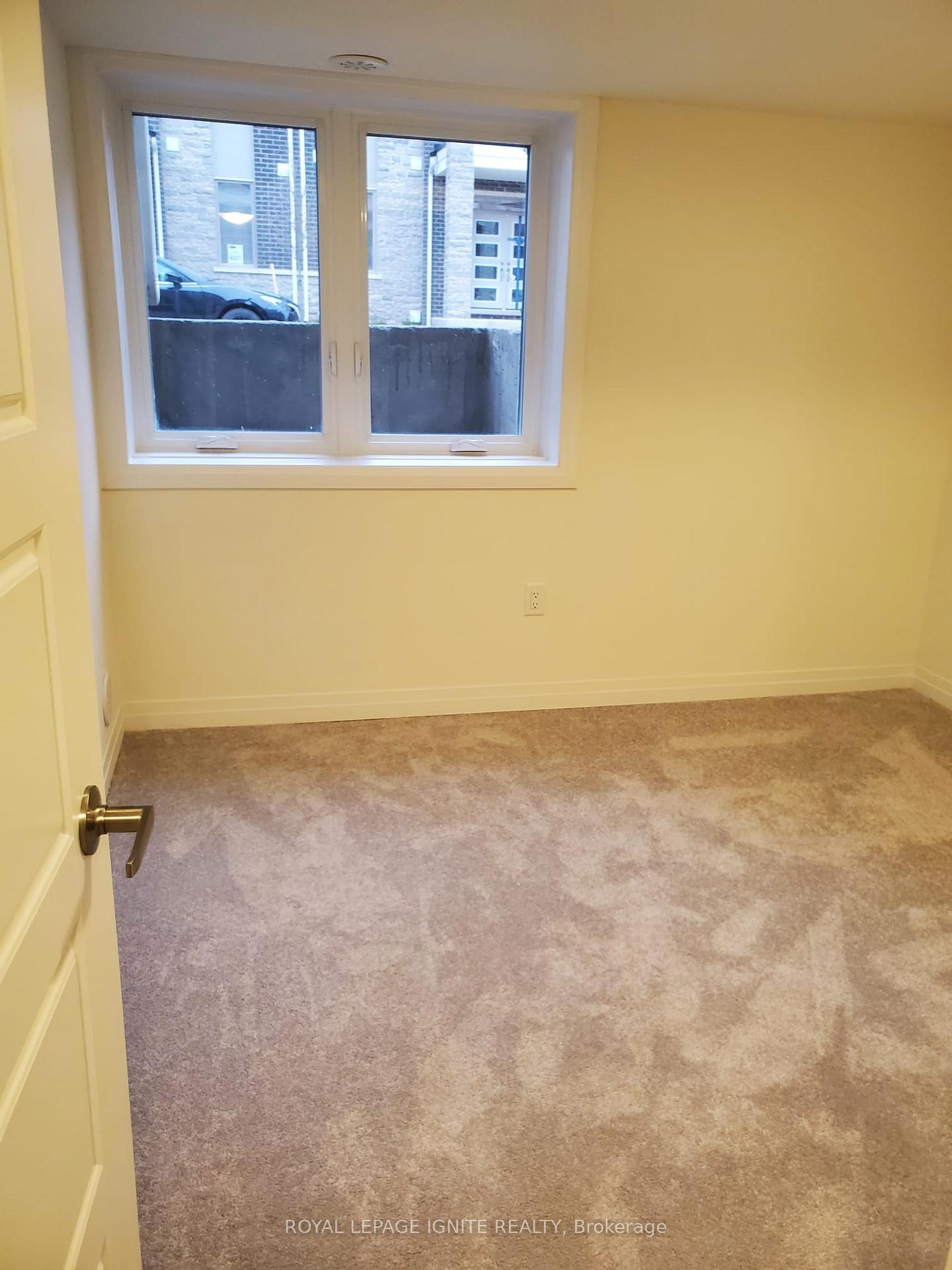 Photo 17 of Unit Unit 3, 250 Lagerfeld Drive, Brampton, Northwest Brampton — HOMEH