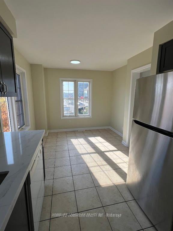 Photo 10 of 1 Nakina Way, Markham, Village Green-South Unionville — HOMEH