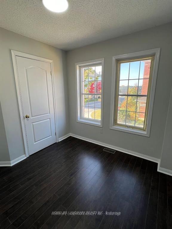 Photo 15 of 1 Nakina Way, Markham, Village Green-South Unionville — HOMEH
