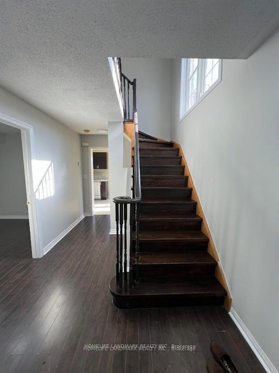 Photo 19 of 1 Nakina Way, Markham, Village Green-South Unionville — HOMEH