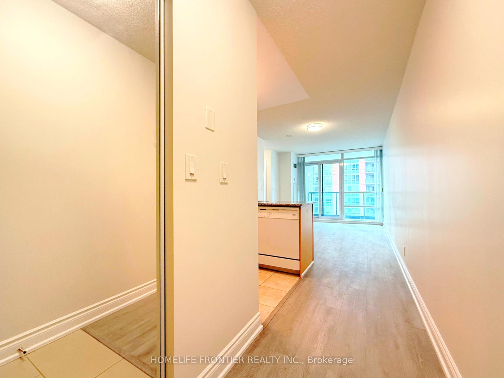 Photo 4 of Unit 705, 55 South Town Centre Boulevard, Markham, Unionville — HOMEH