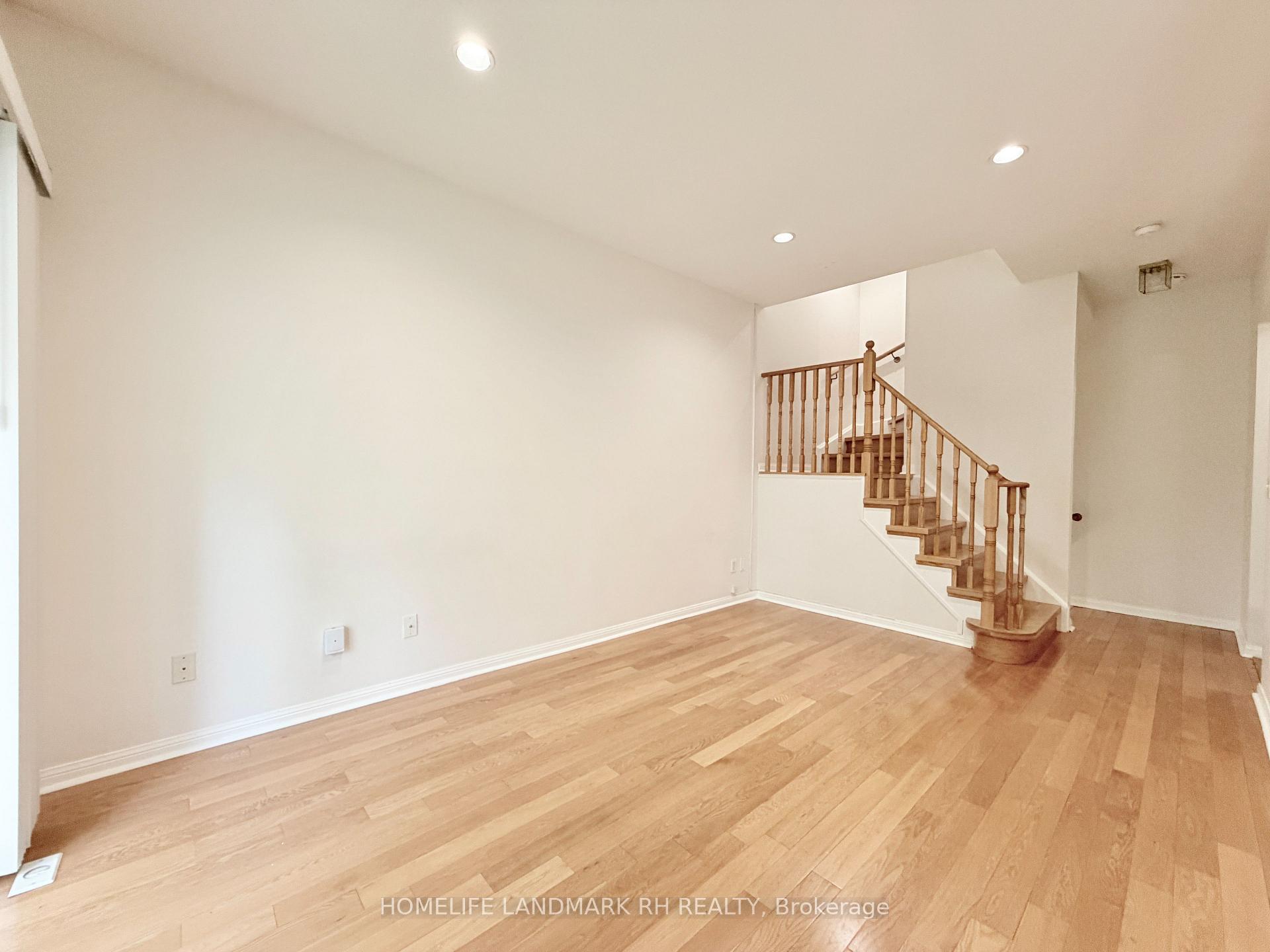 Photo 3 of Unit 2, 18 St Moritz Way, Markham, Unionville — HOMEH