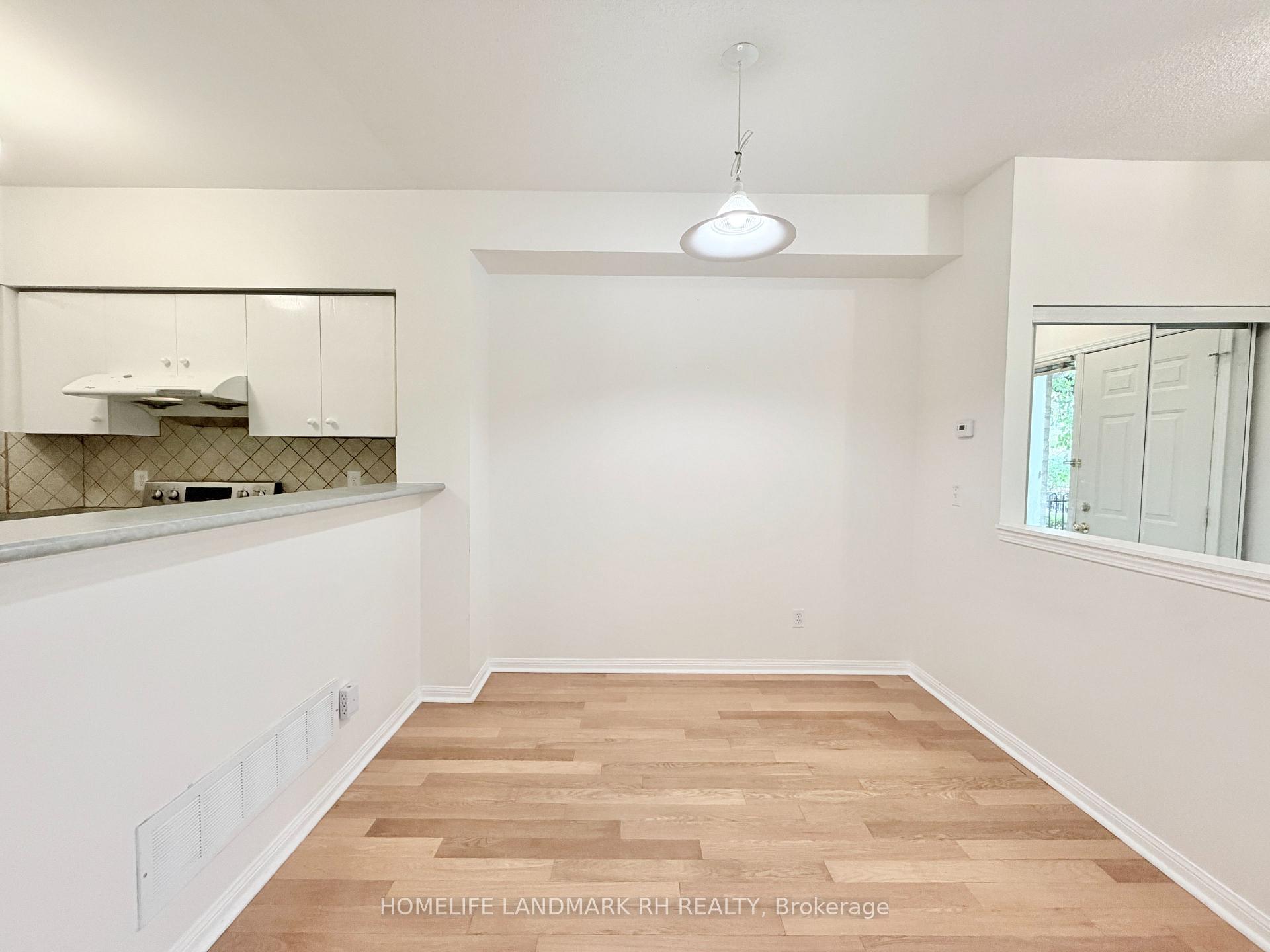 Photo 5 of Unit 2, 18 St Moritz Way, Markham, Unionville — HOMEH