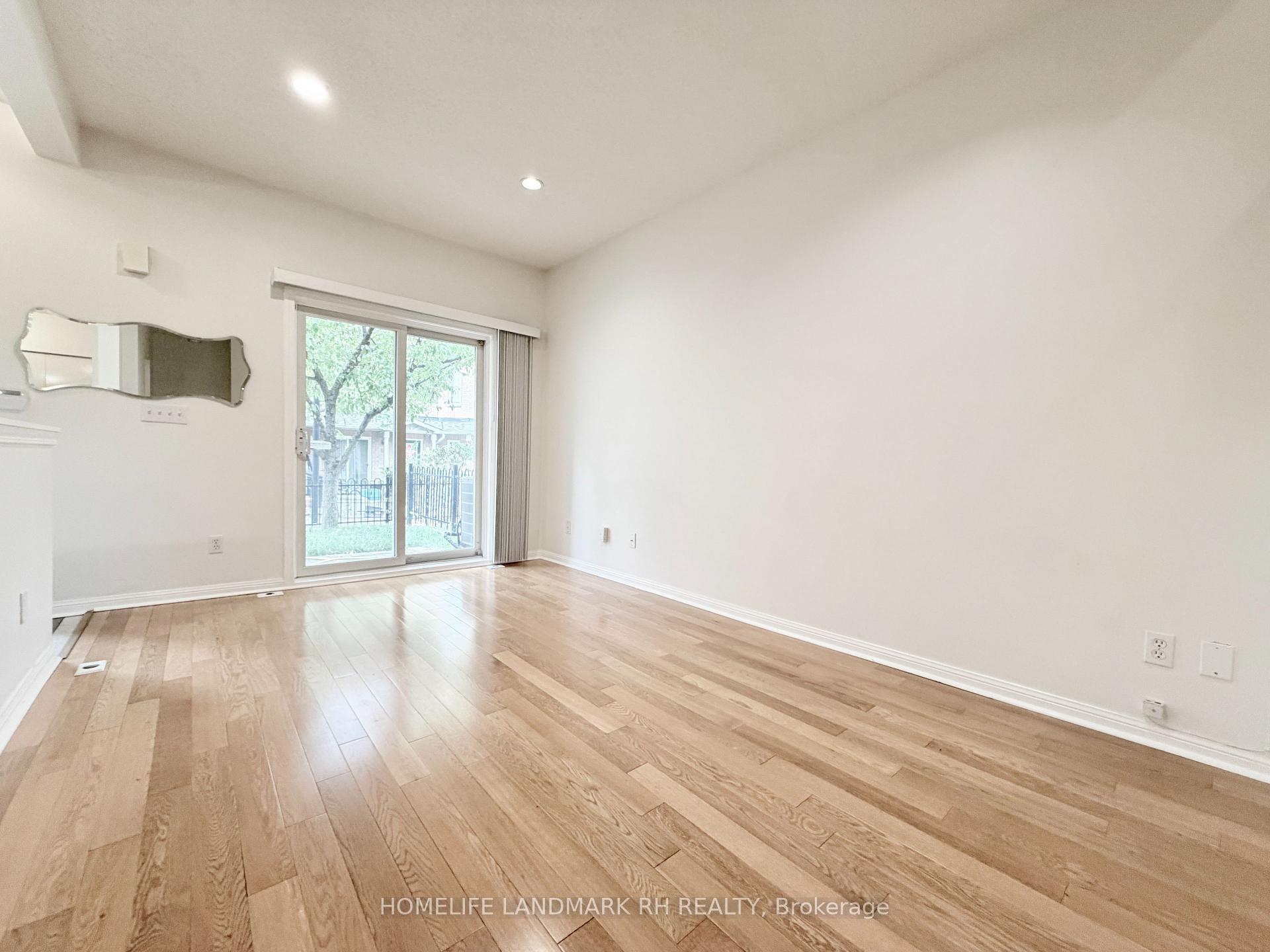 Photo 7 of Unit 2, 18 St Moritz Way, Markham, Unionville — HOMEH
