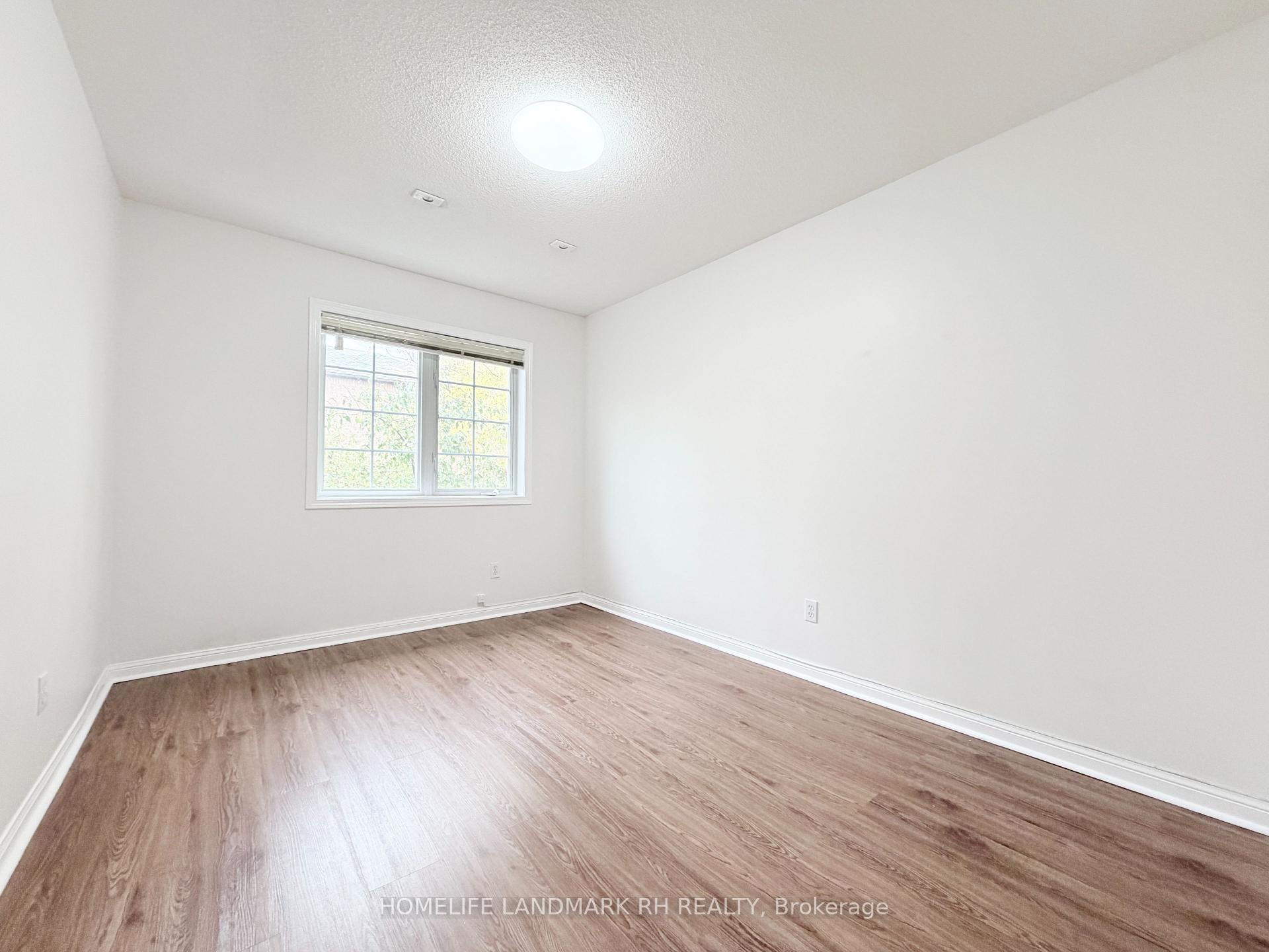 Photo 14 of Unit 2, 18 St Moritz Way, Markham, Unionville — HOMEH