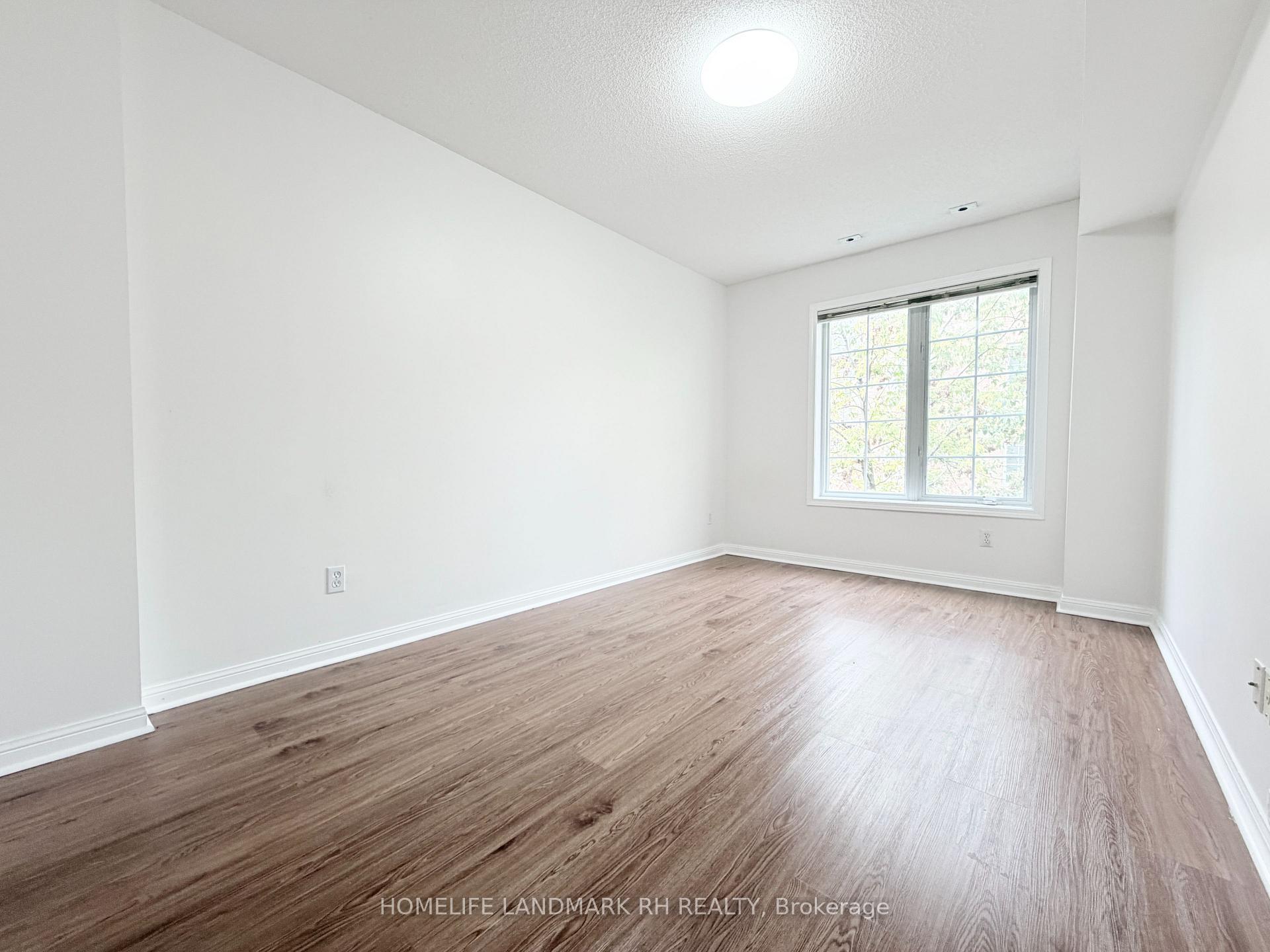 Photo 16 of Unit 2, 18 St Moritz Way, Markham, Unionville — HOMEH